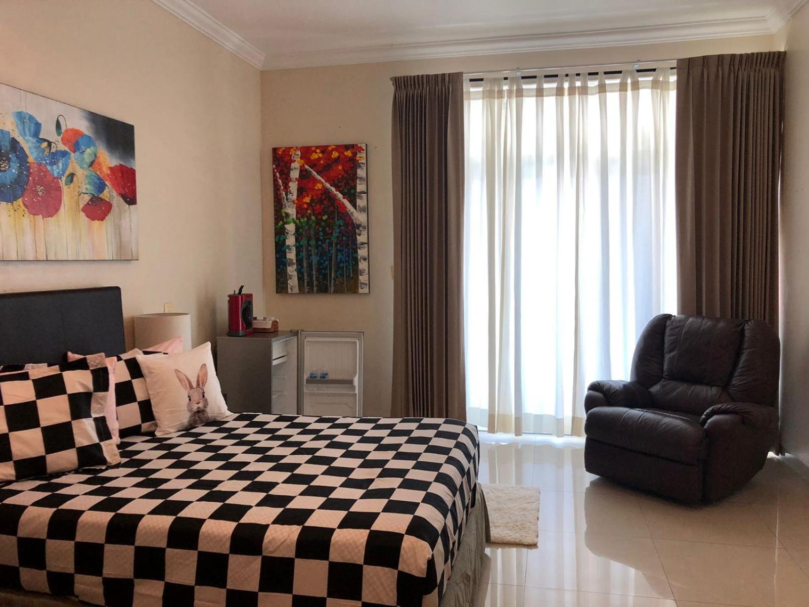 Chambre Double ou Lits Jumeaux avec Accès Piscine