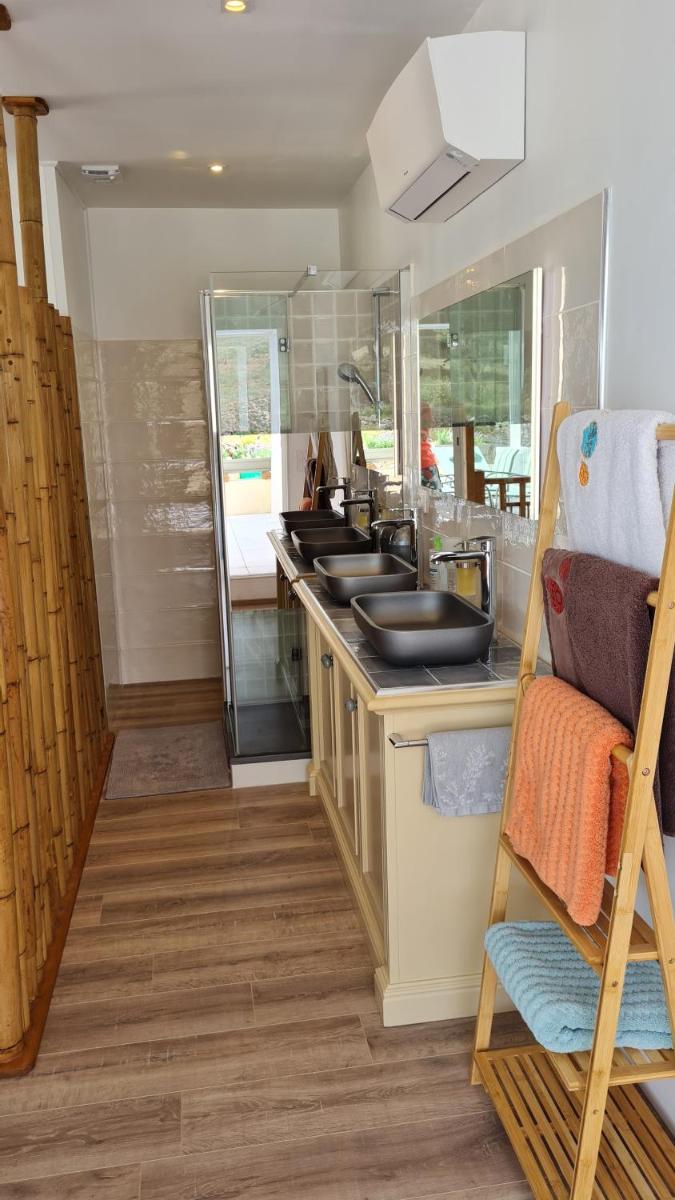 Family Room with Terrace photo 3