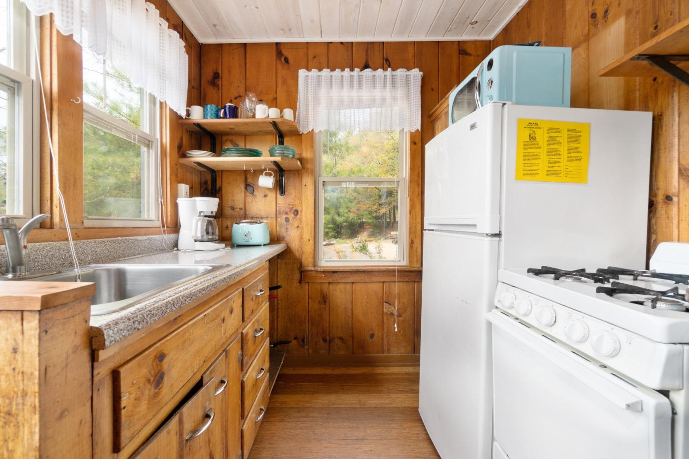 Two Bedroom Cottage - Birch photo 2