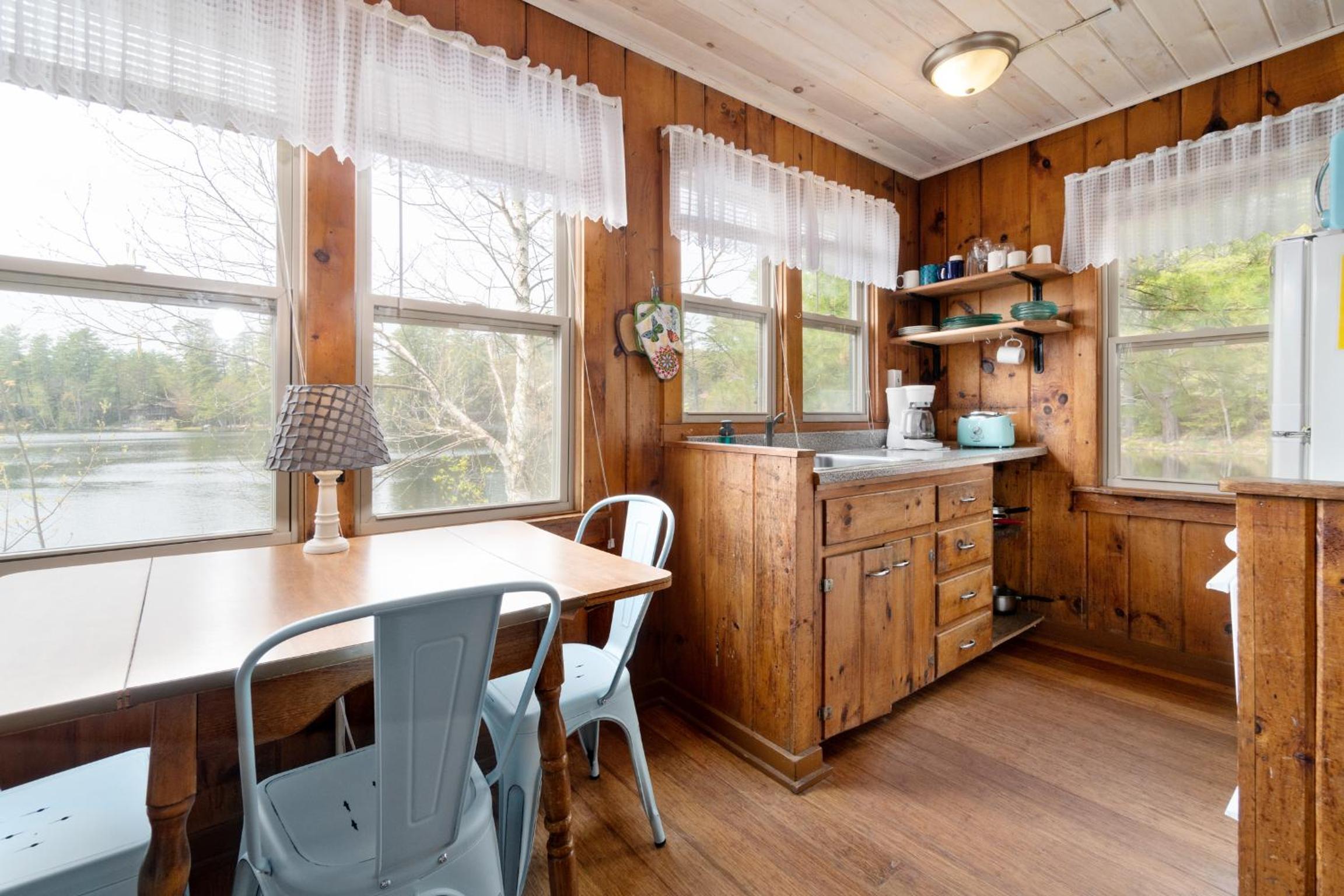 Two Bedroom Cottage - Birch photo 1