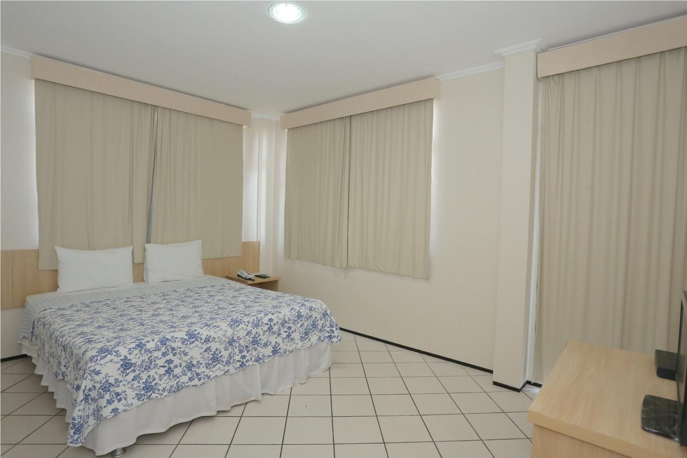 Deluxe Double Room with Sea View photo 3