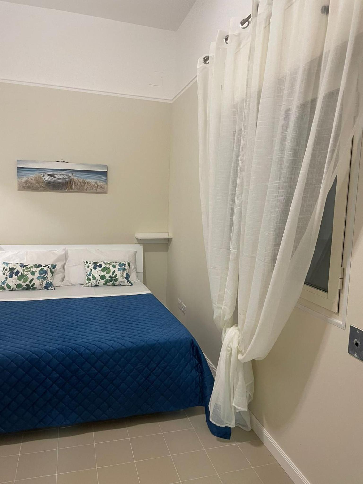 One-Bedroom House photo 2