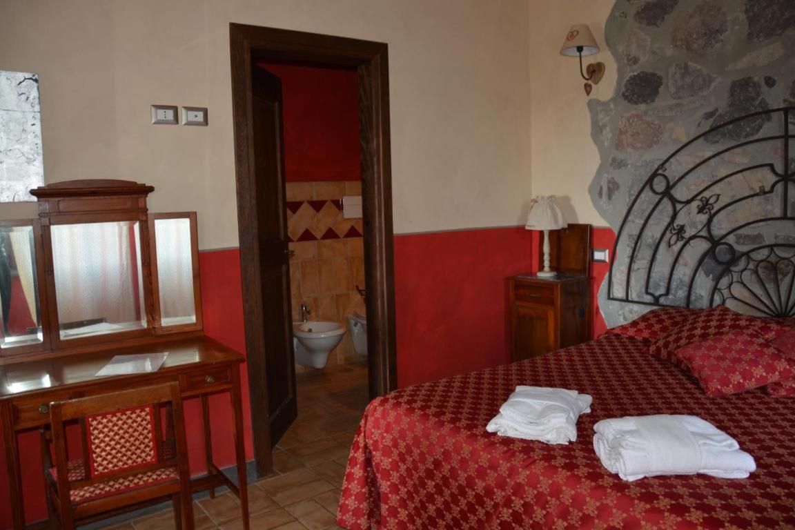 Comfort Triple Room with Shower photo 3
