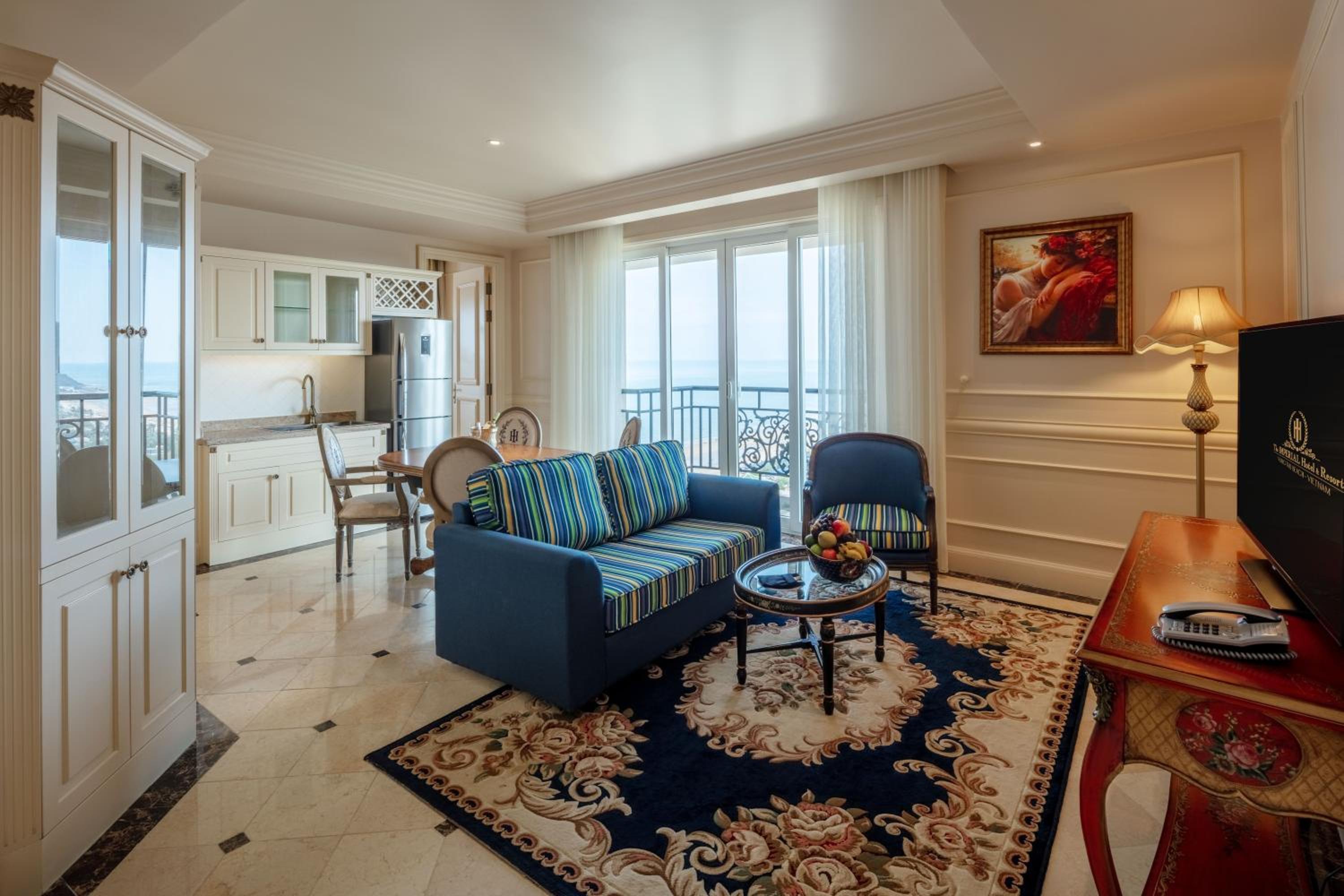 Residence Two Bed Room Suite Ocean View thumbnail 5