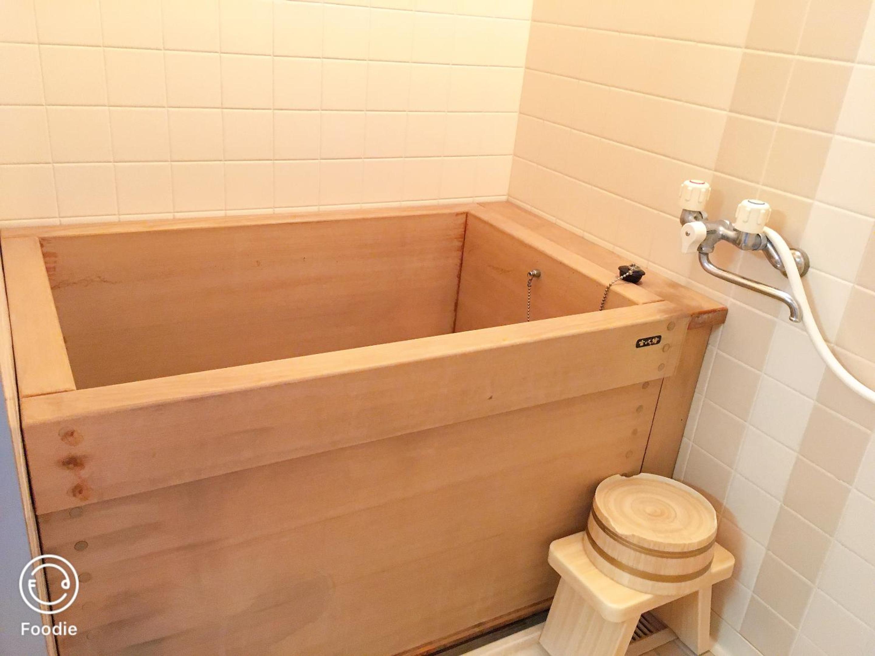 Family Room with Private Bathroom photo 2