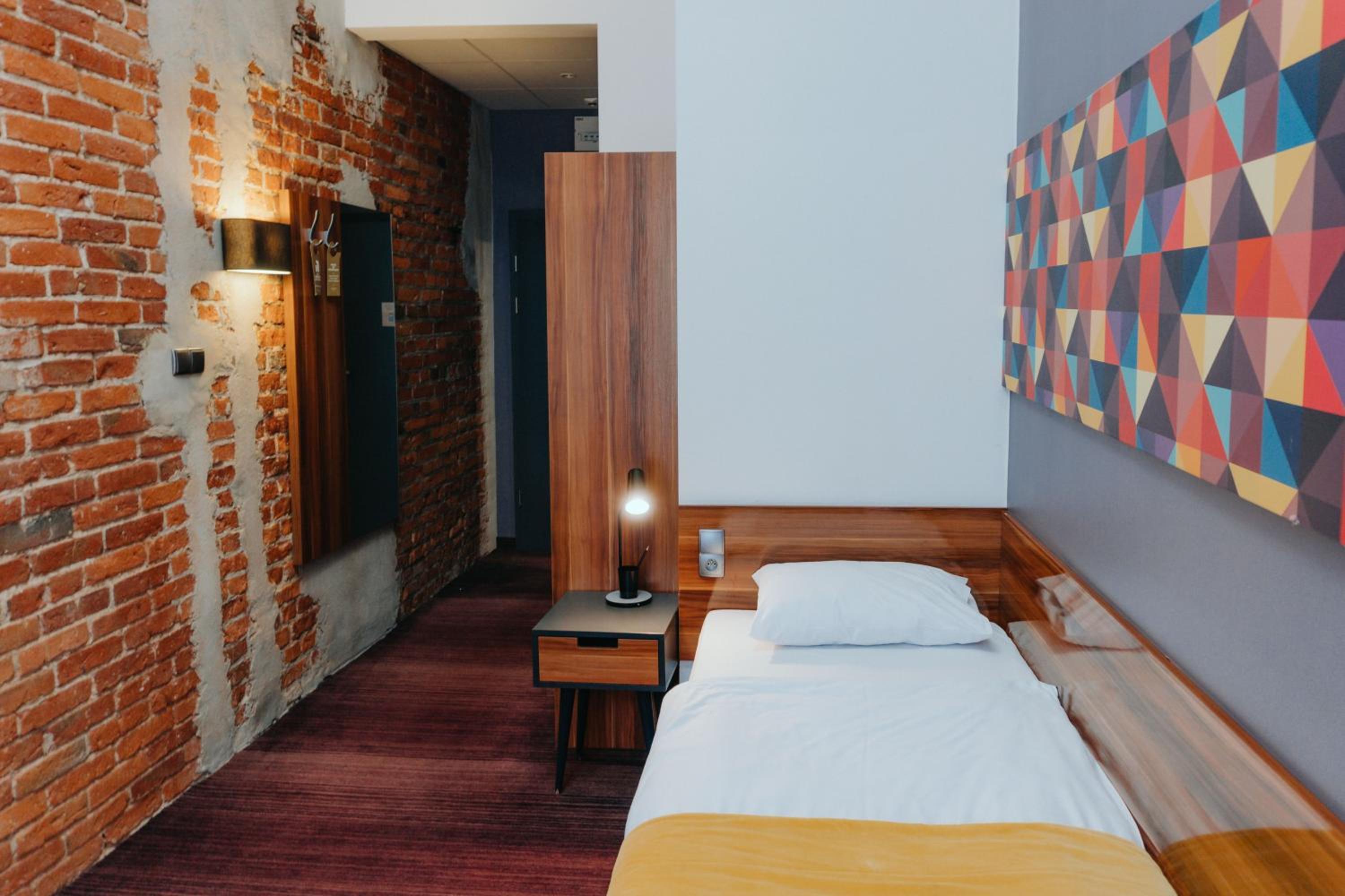 Small Single Room