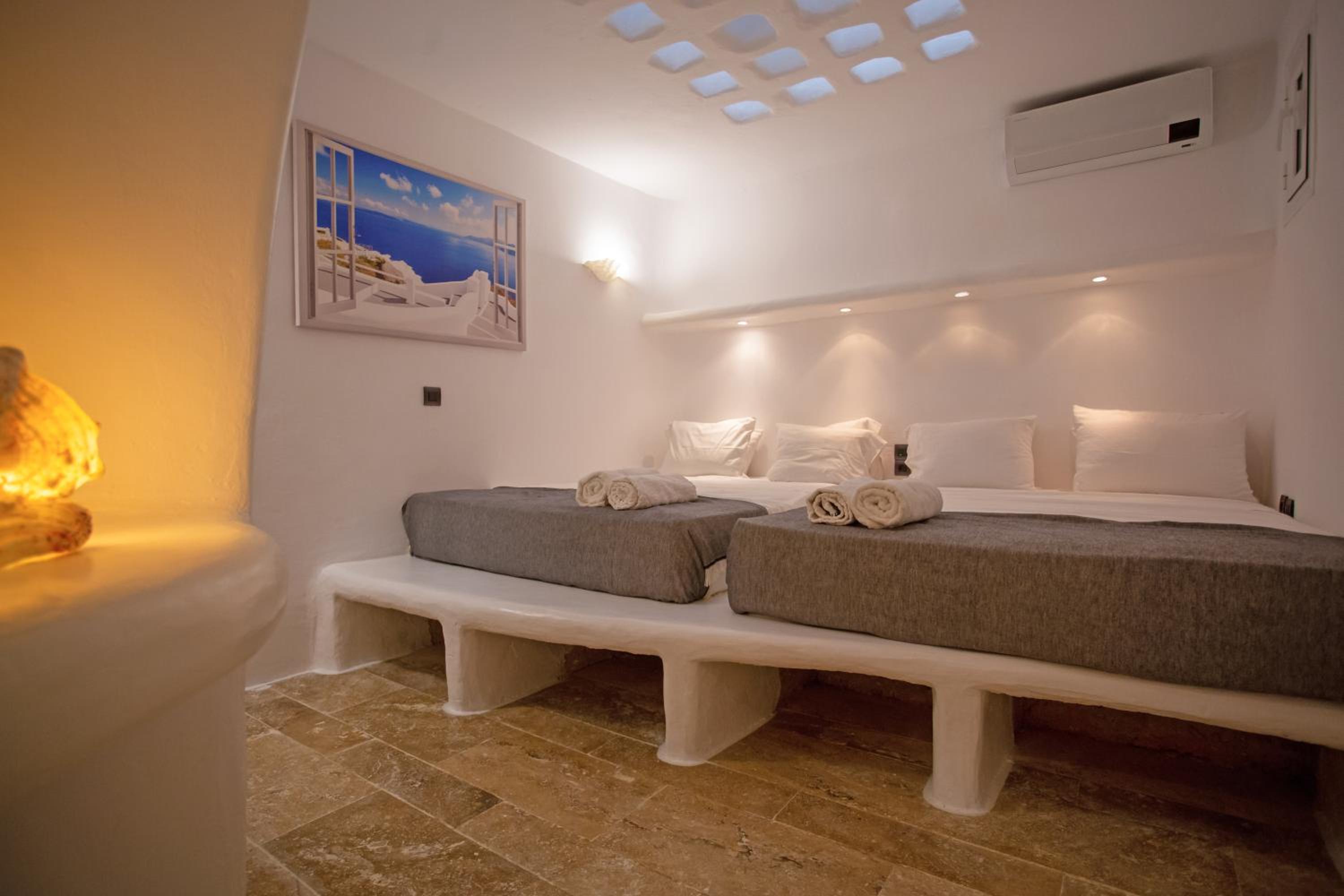 Three-Bedroom Villa photo 3