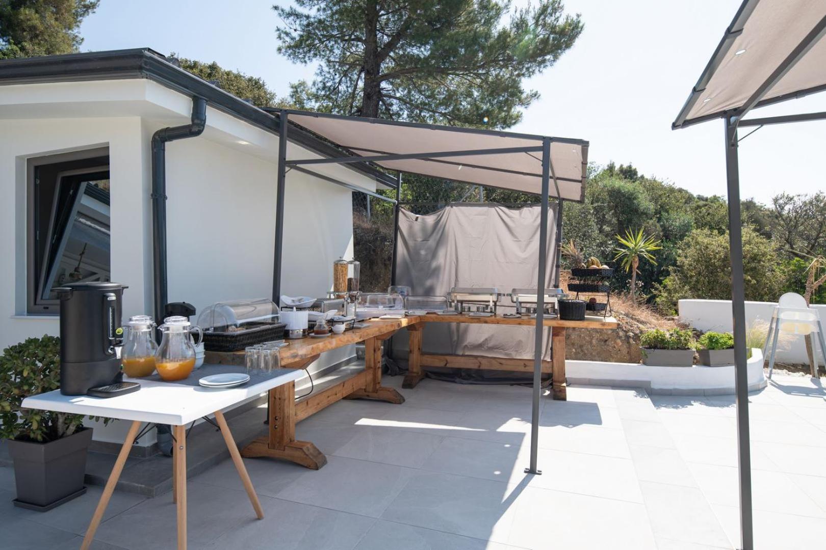 Villa with Sea View photo 3