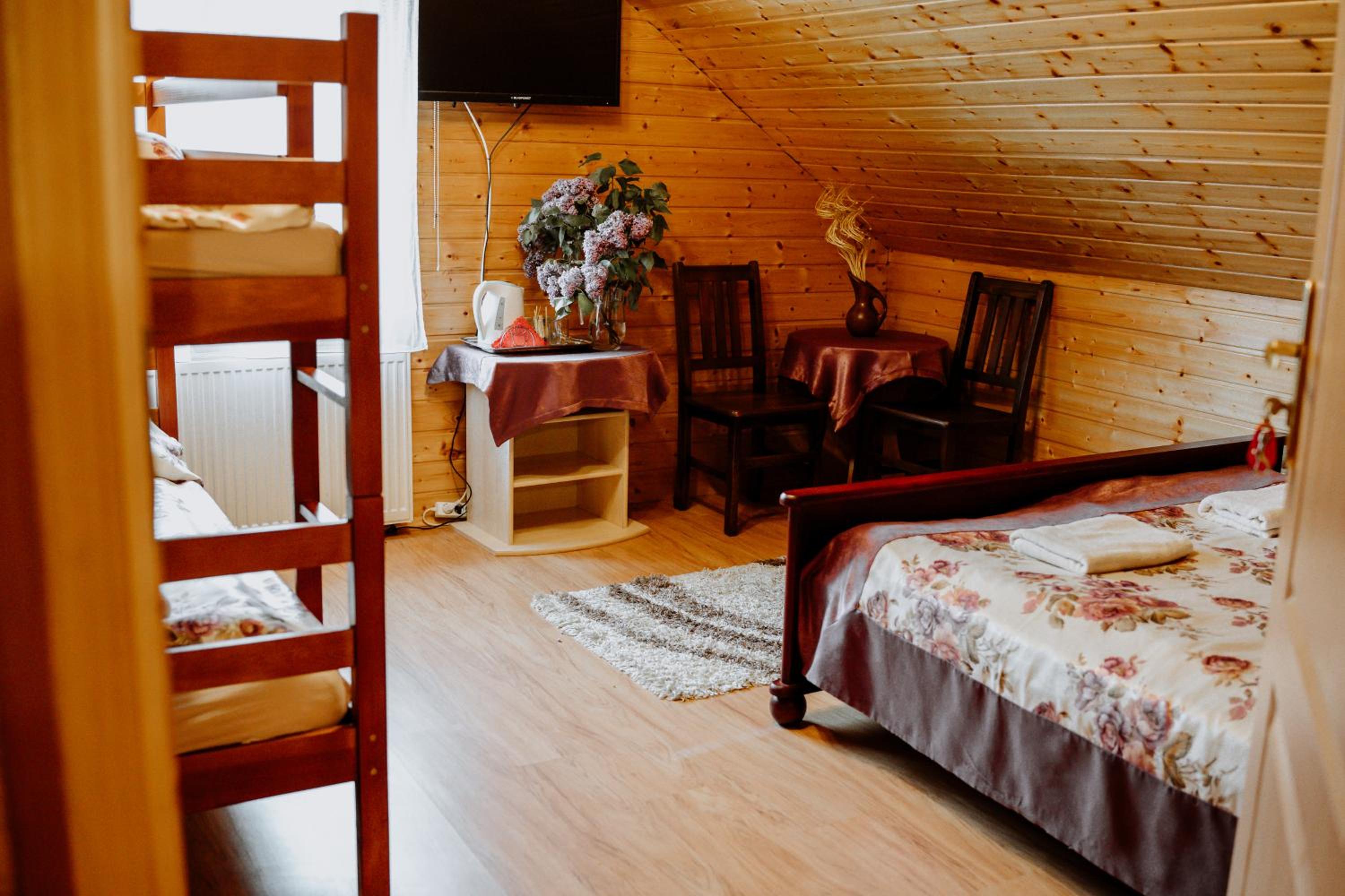 Quadruple Room with Private External Bathroom photo 2