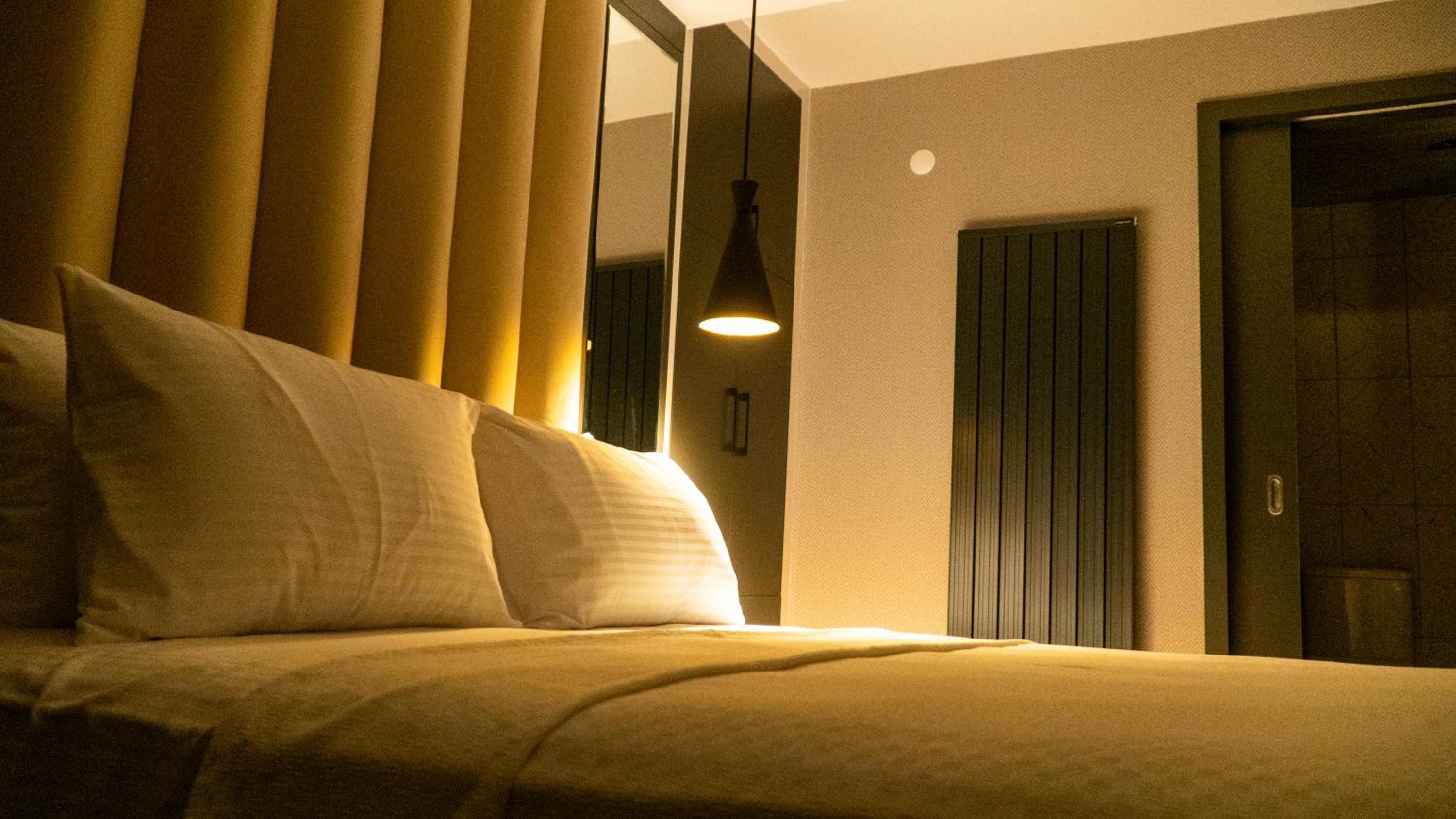Deluxe Single Room