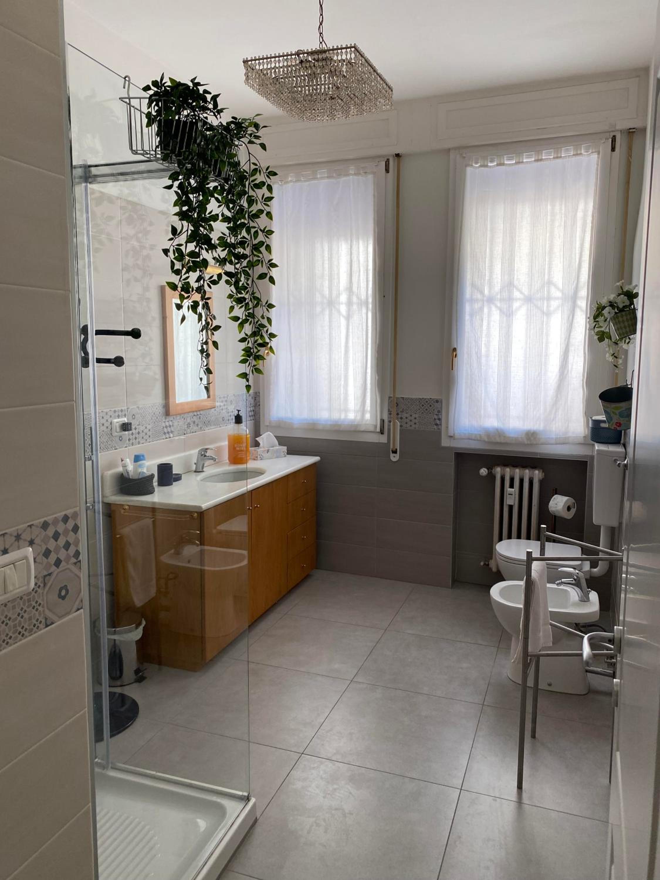 Two-Bedroom Apartment - Photo 19