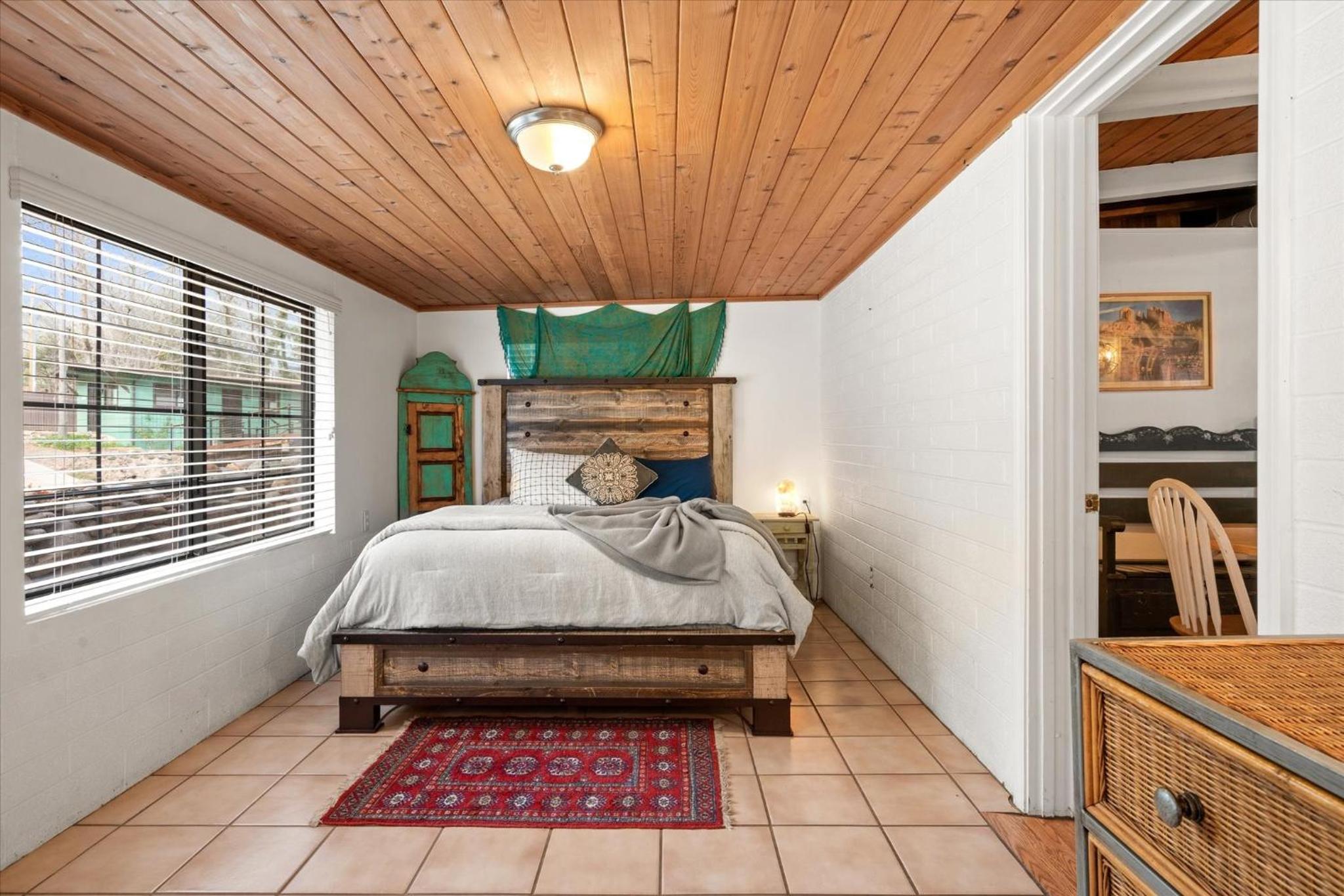 Two-Bedroom House photo 3