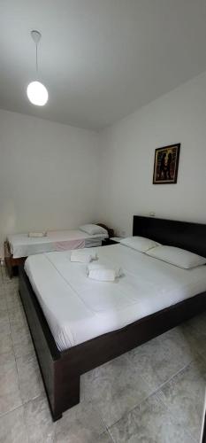 Basic Triple Room photo 2