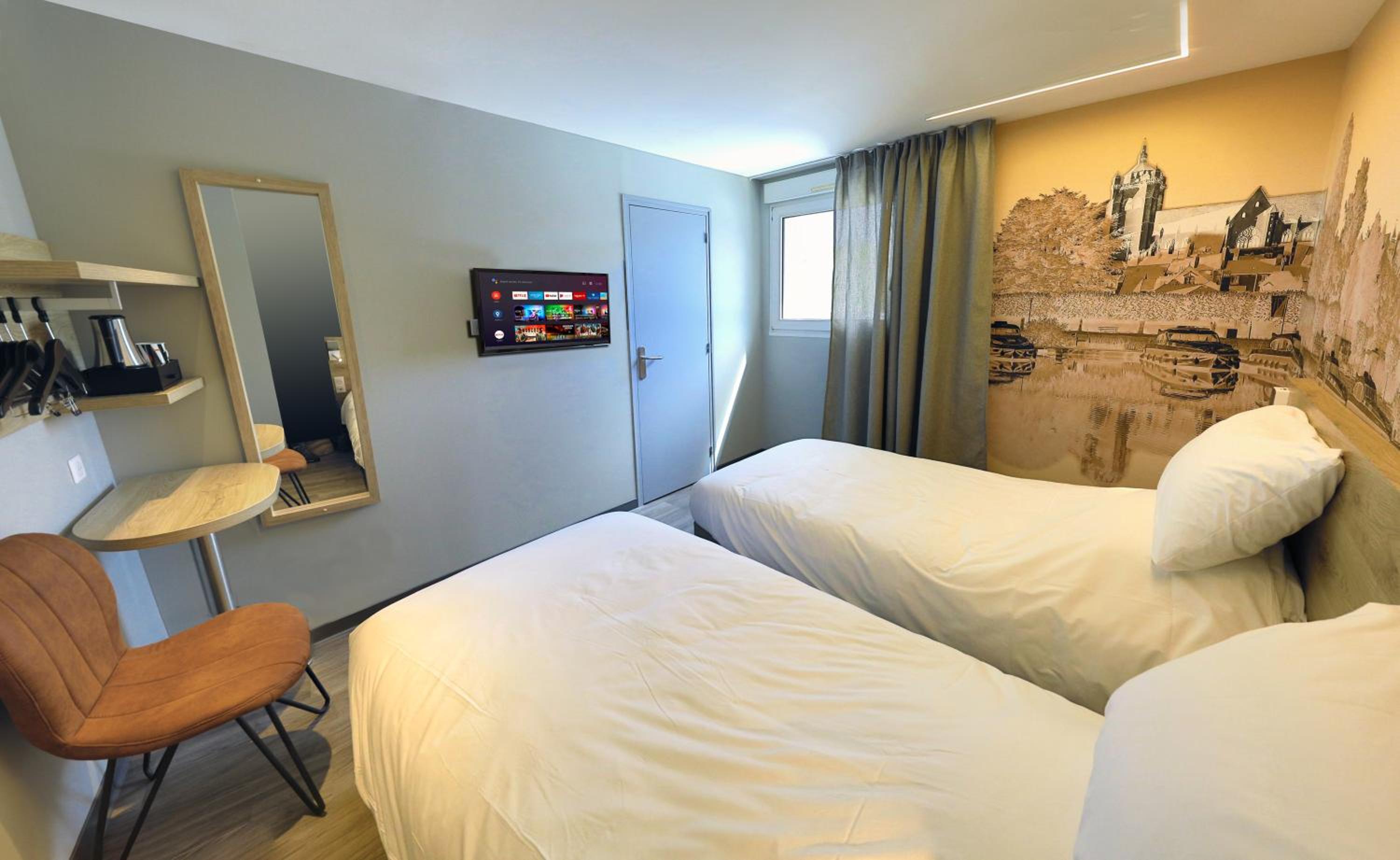 Standard Twin Room - Non-Smoking - Photo 6