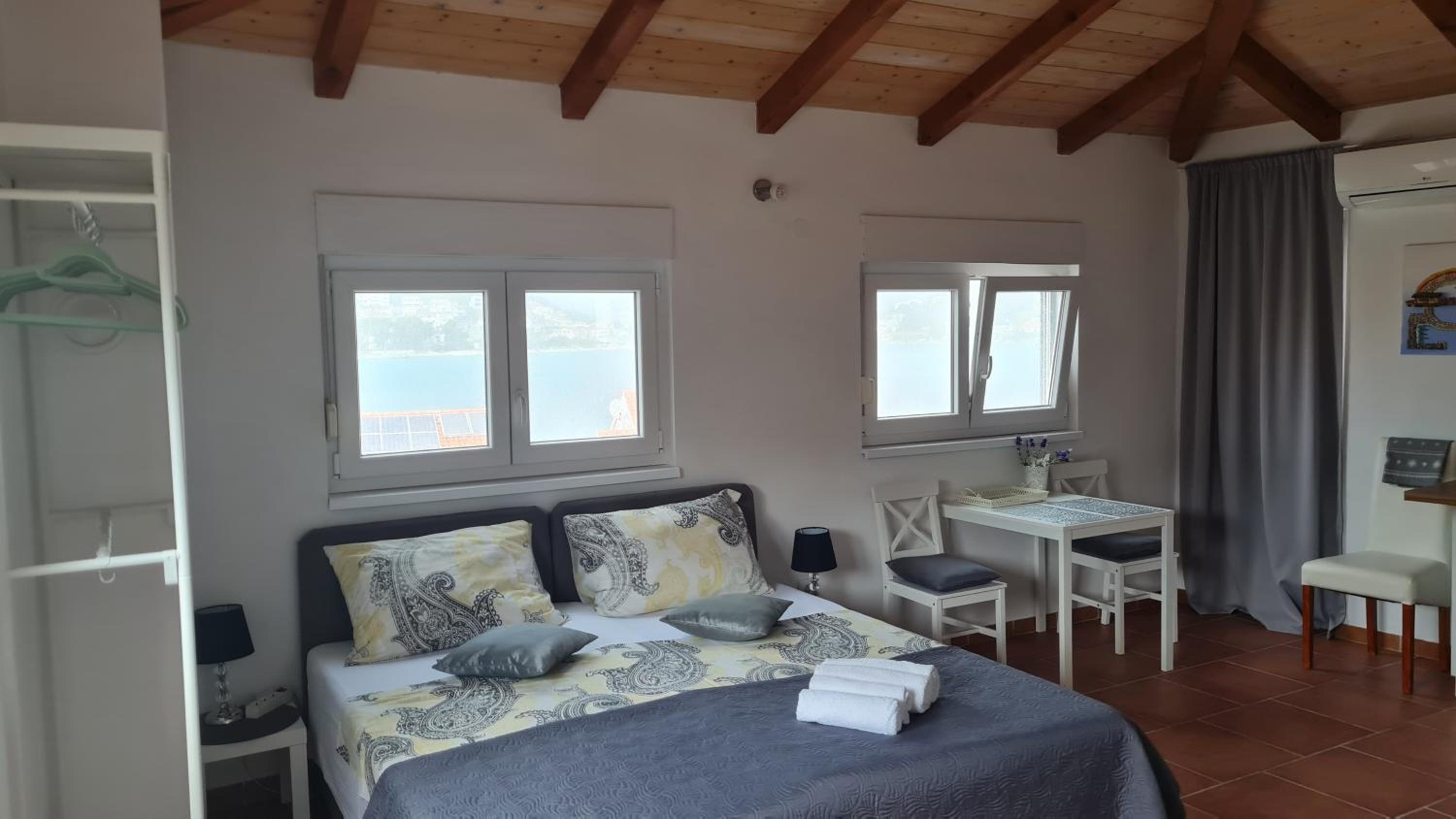 Studio with Sea View - Photo 8