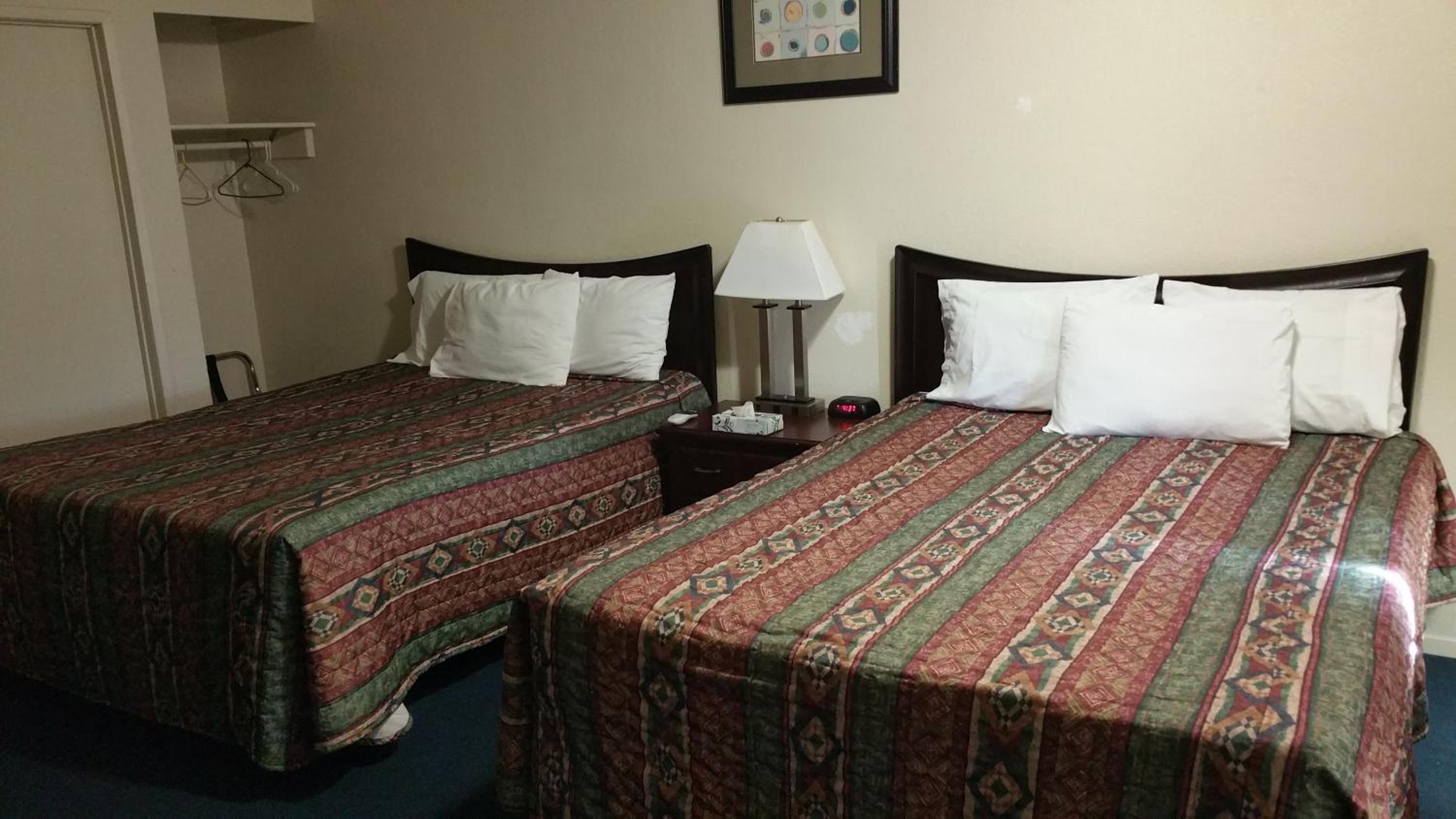 Queen Room with Two Queen Beds - Non-Smoking