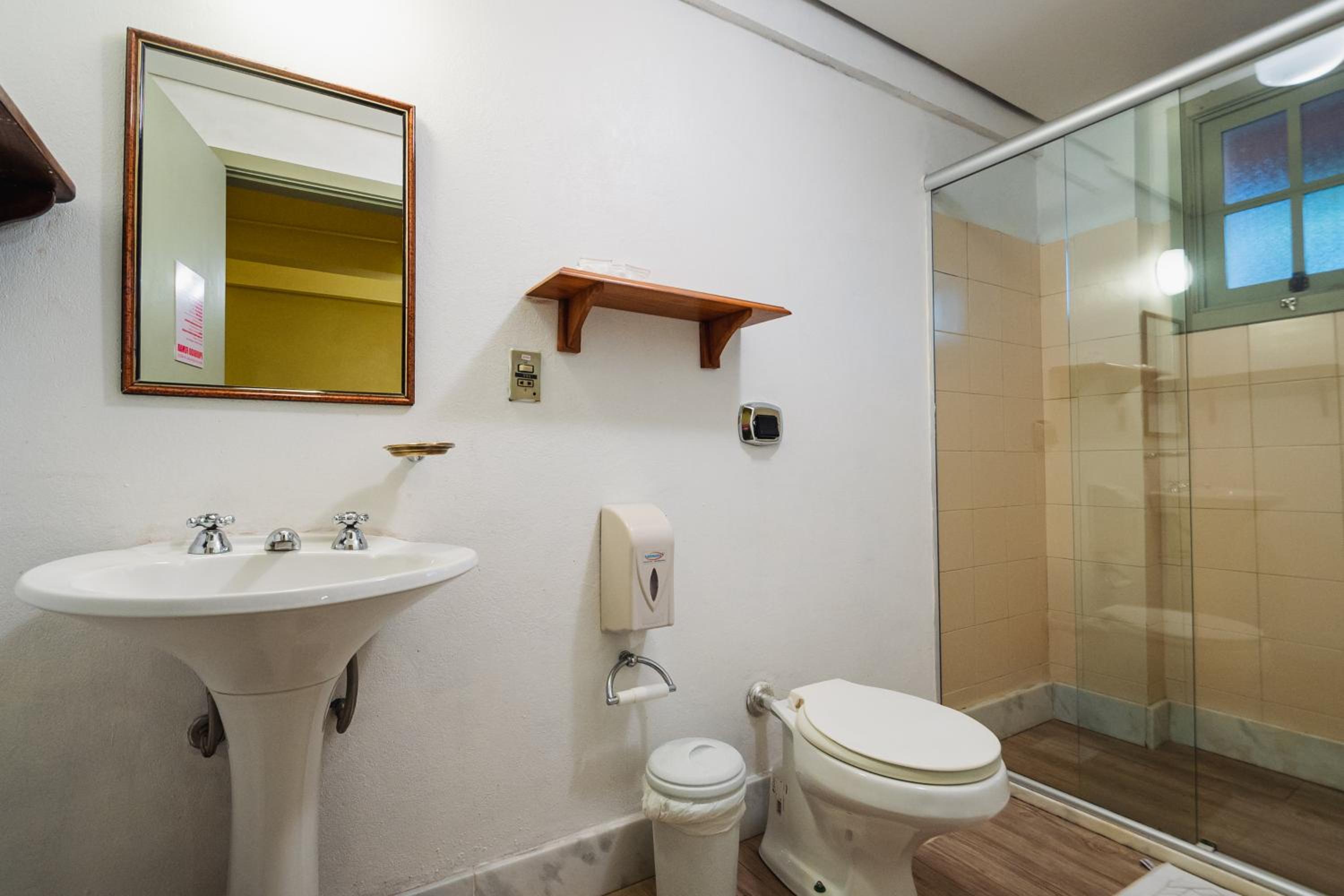 Economy Double or Twin Room photo 3