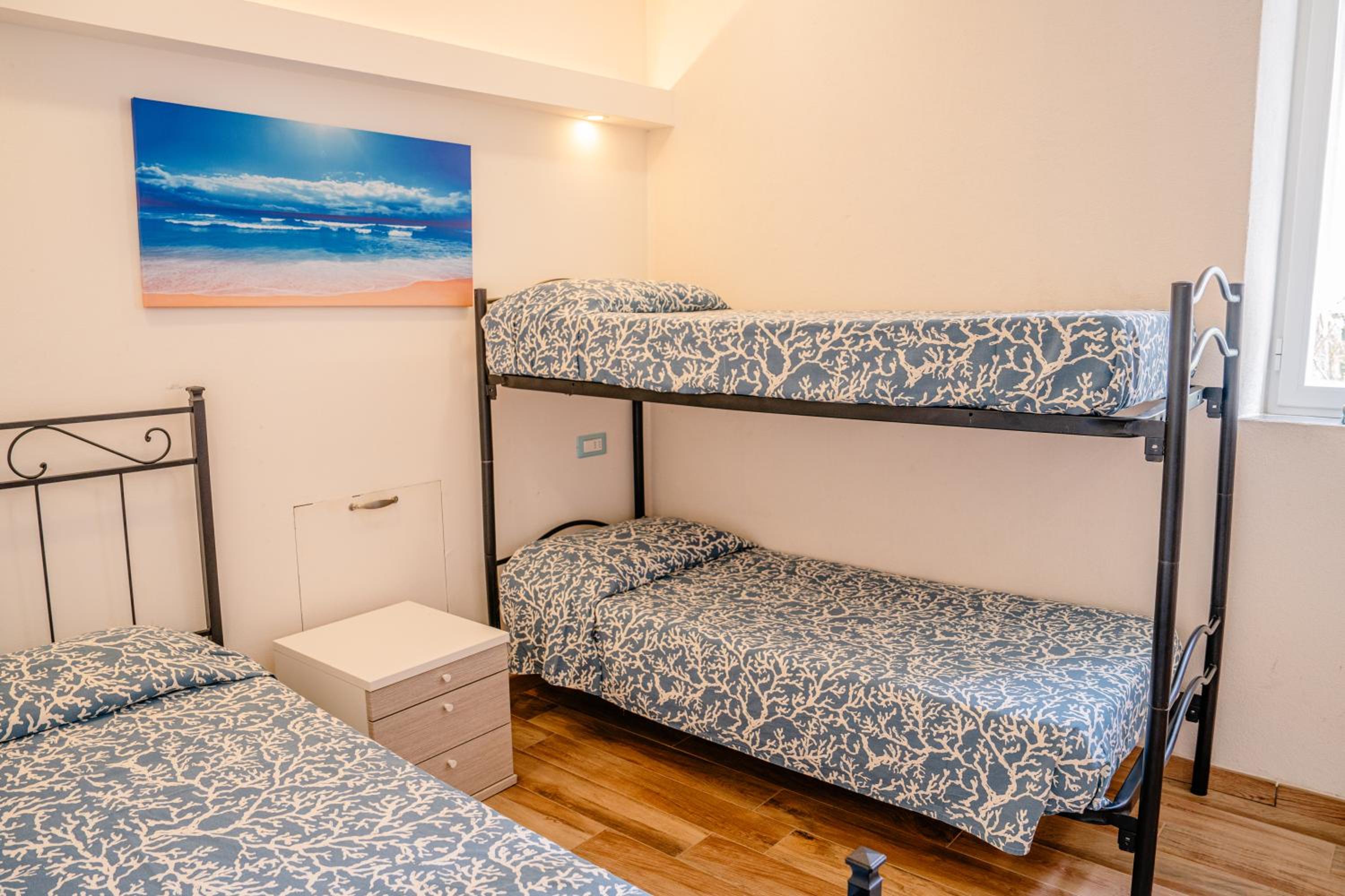 Two-Bedroom Apartment - Photo 10