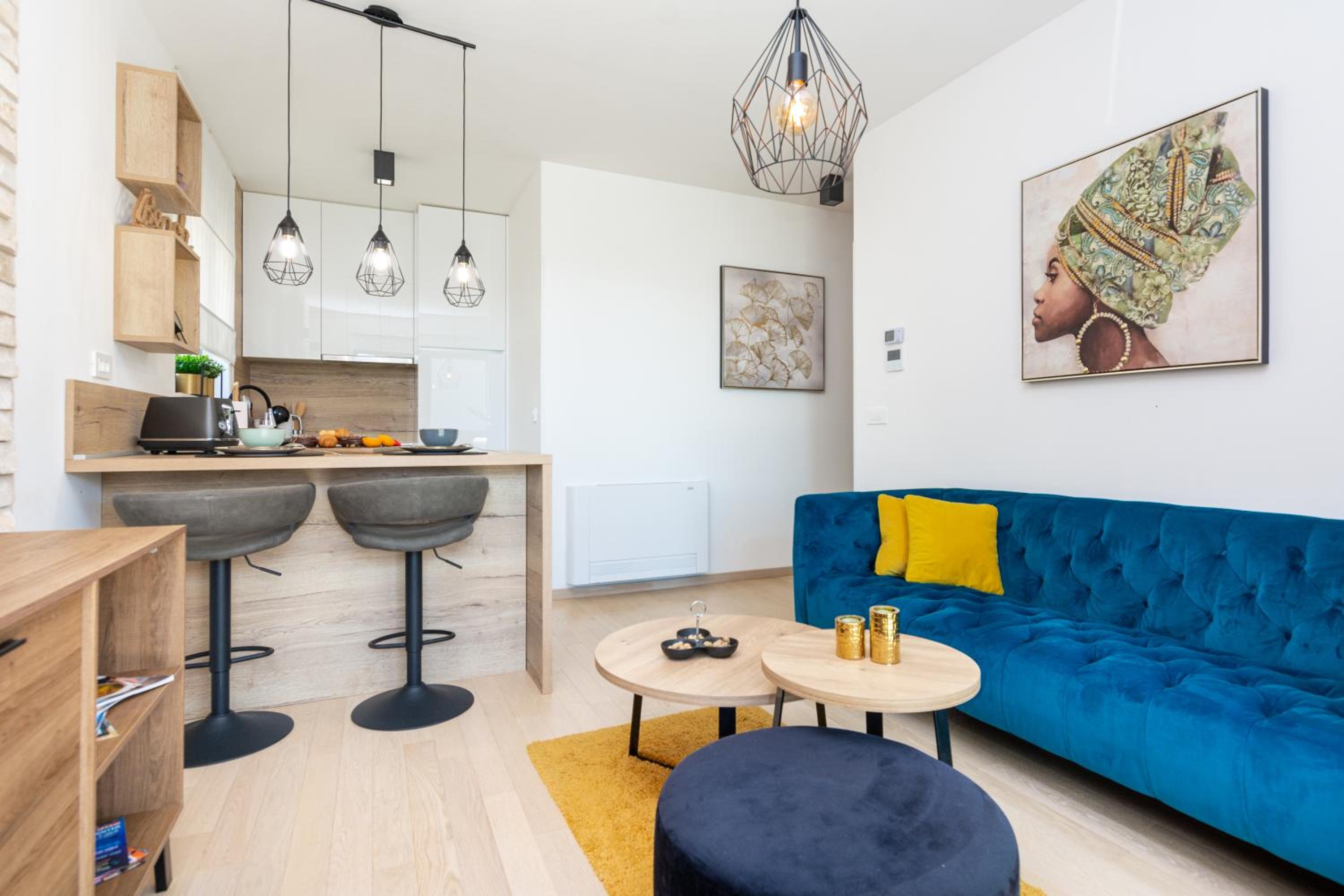 One-Bedroom Apartment