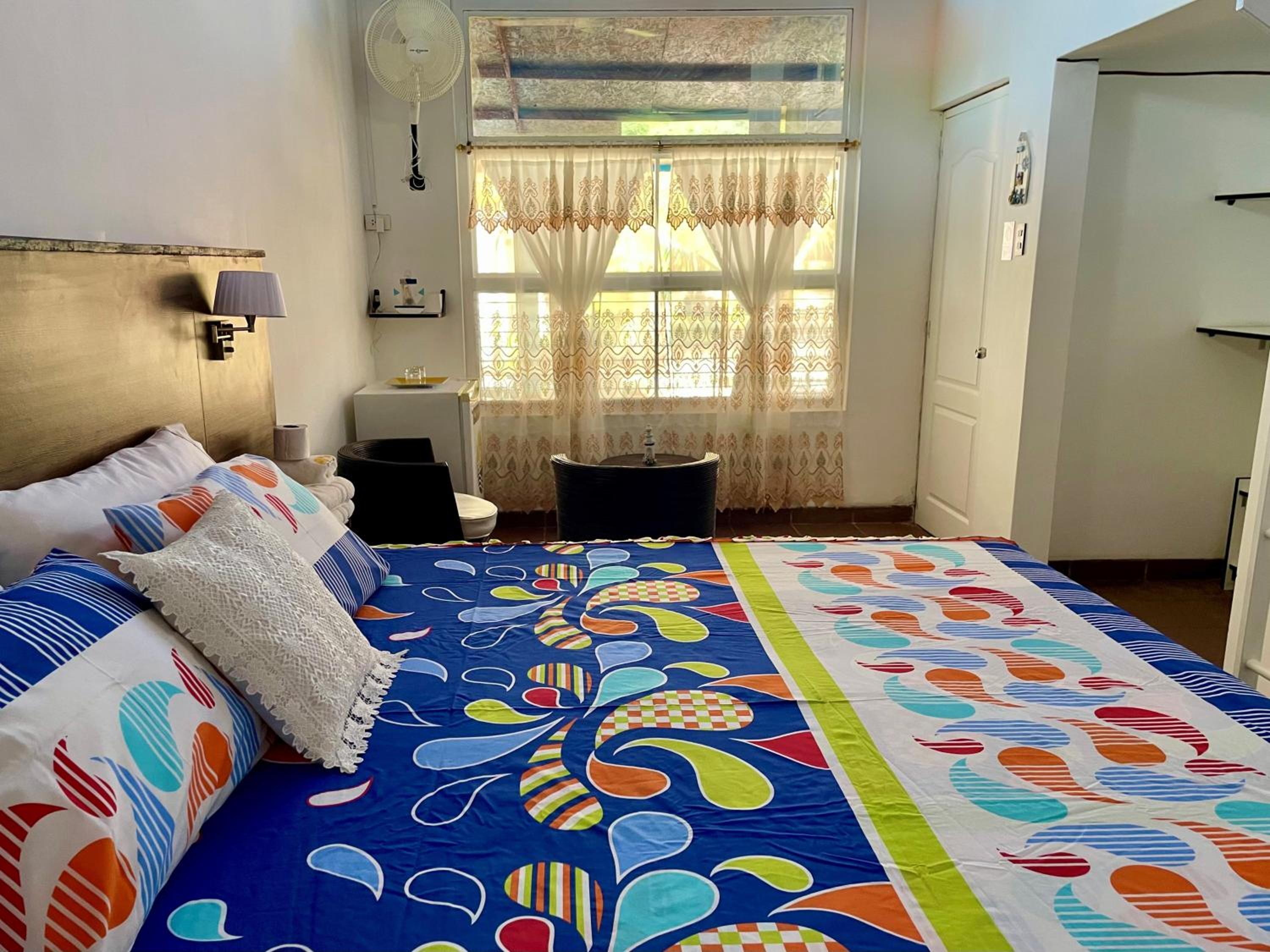 Deluxe King Room photo 3