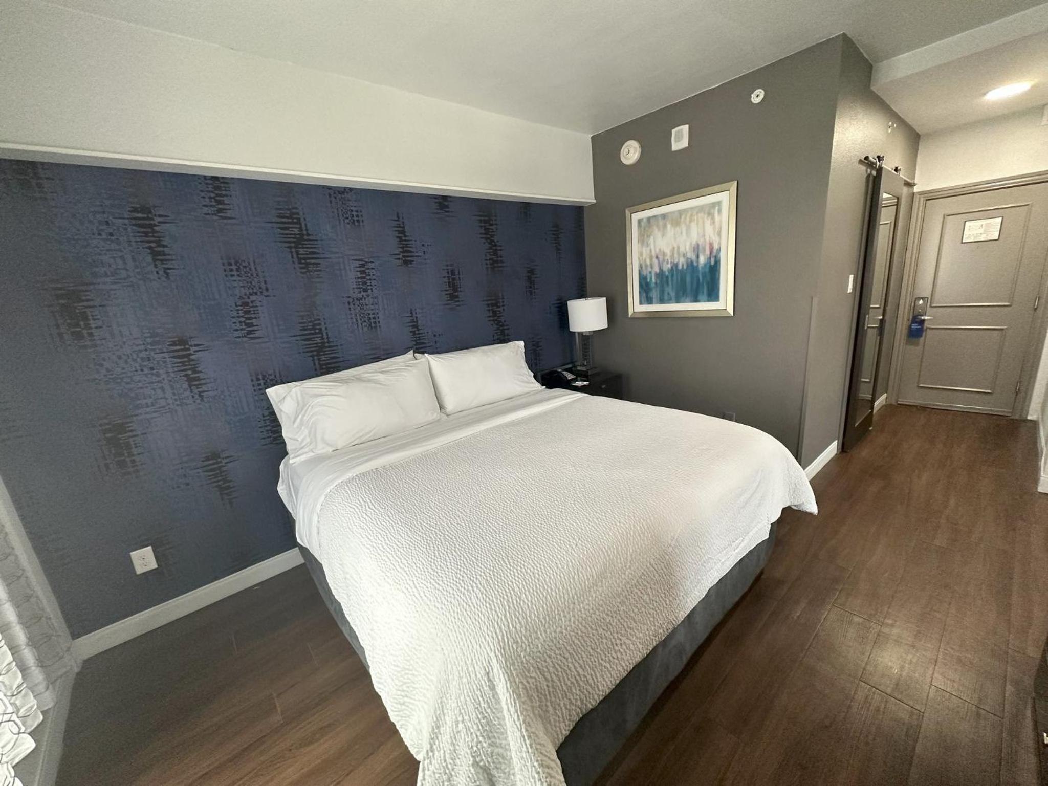 Standard Room photo 3