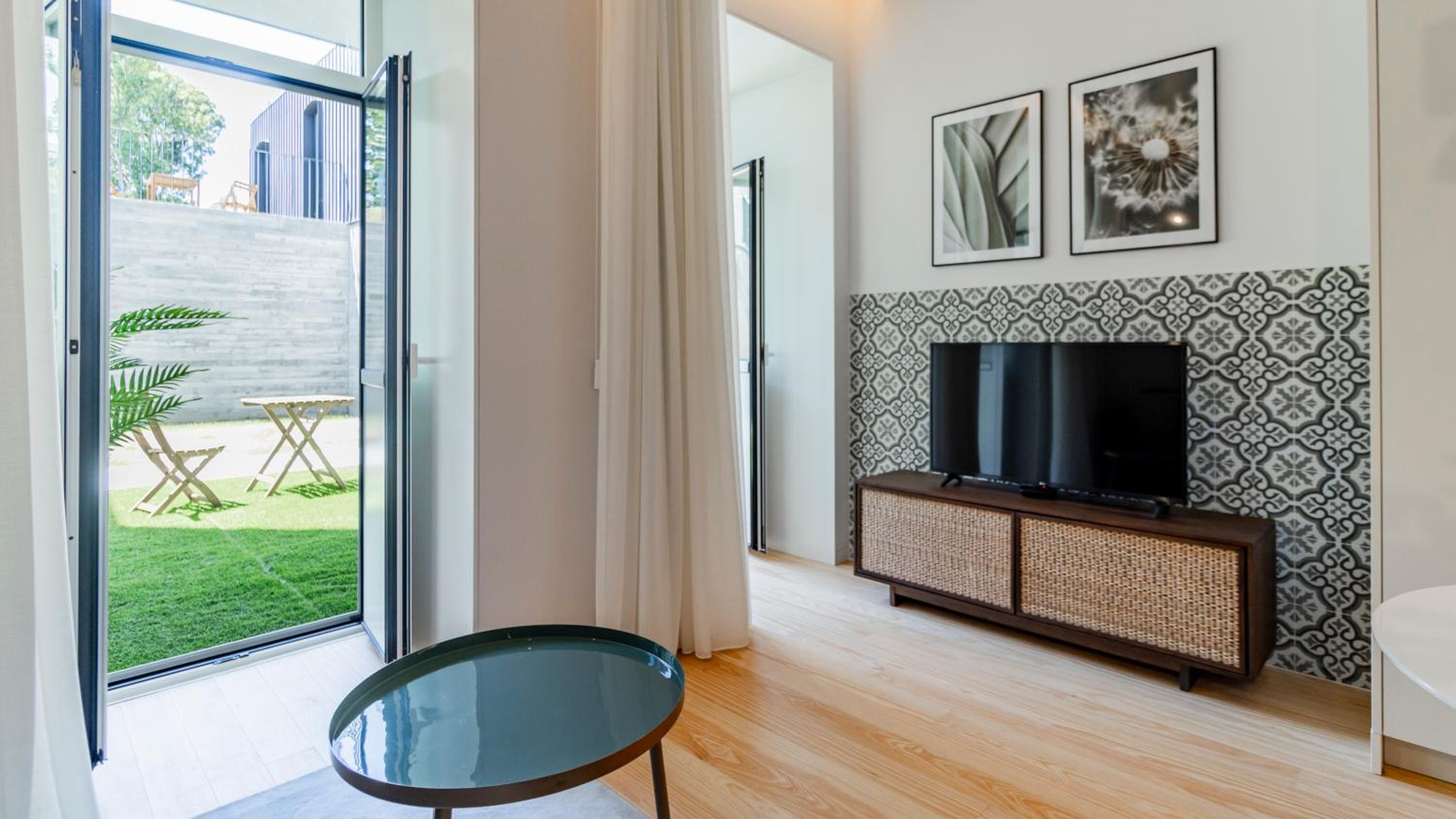 Studio with Terrace - Photo 23