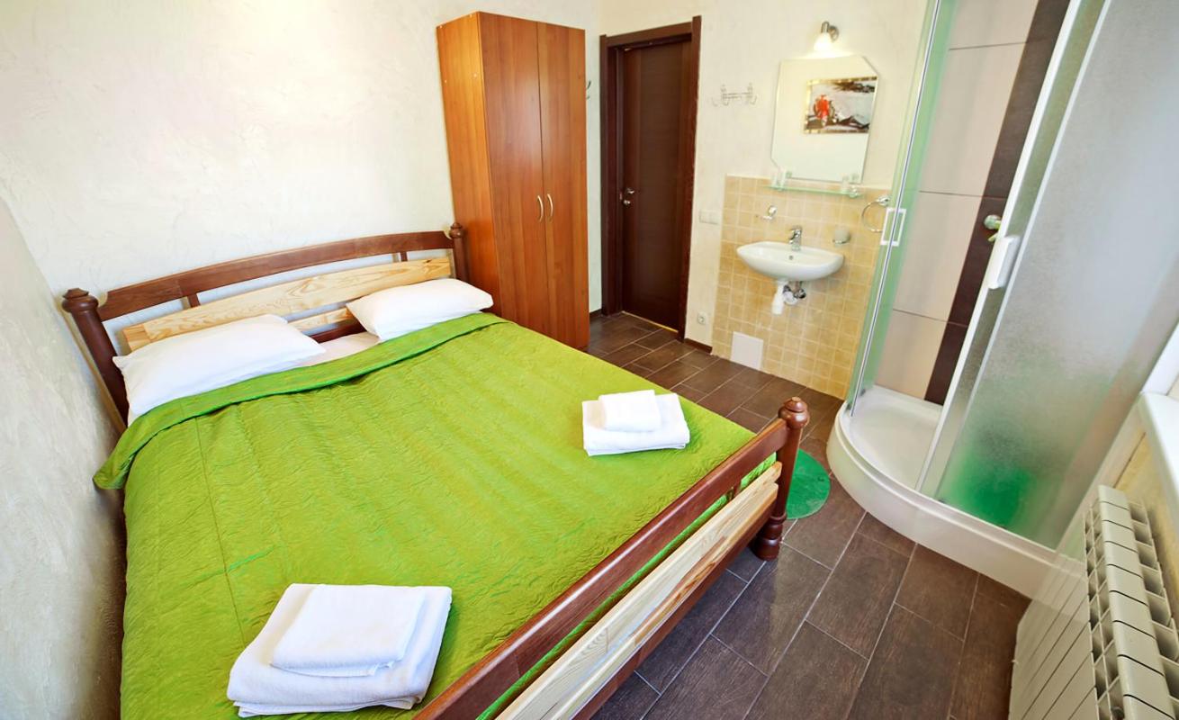 Double Room with Shared Toilet photo 3