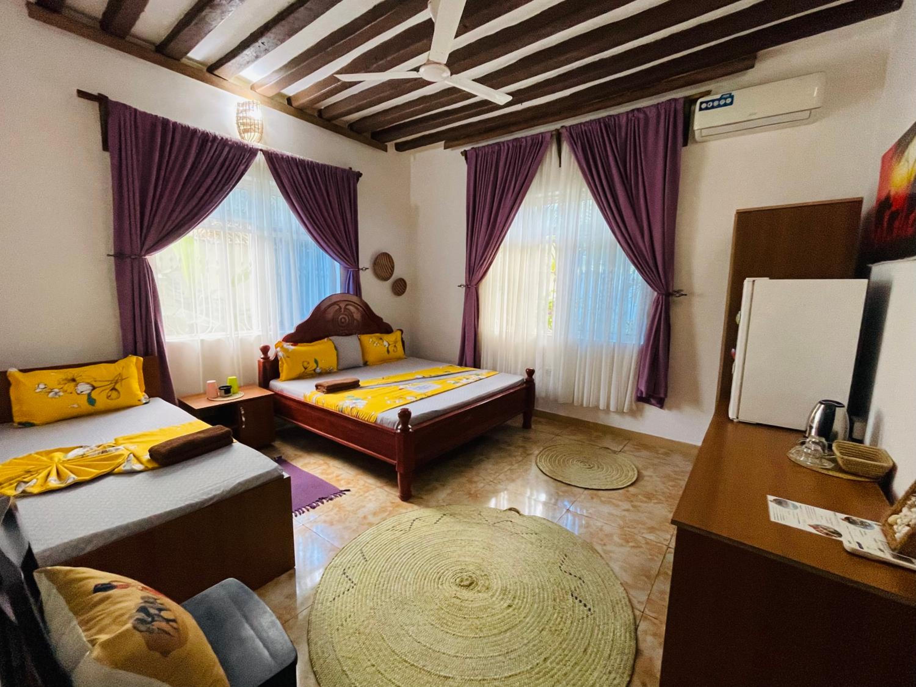 Superior King Room - Photo 1
