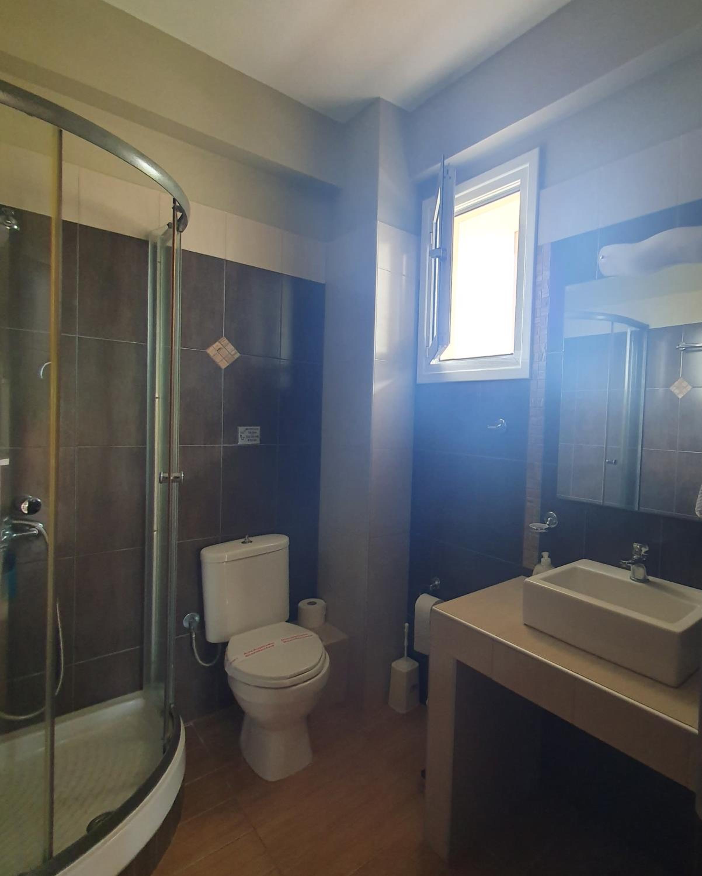 One-Bedroom Apartment with Sea View  - Photo 10
