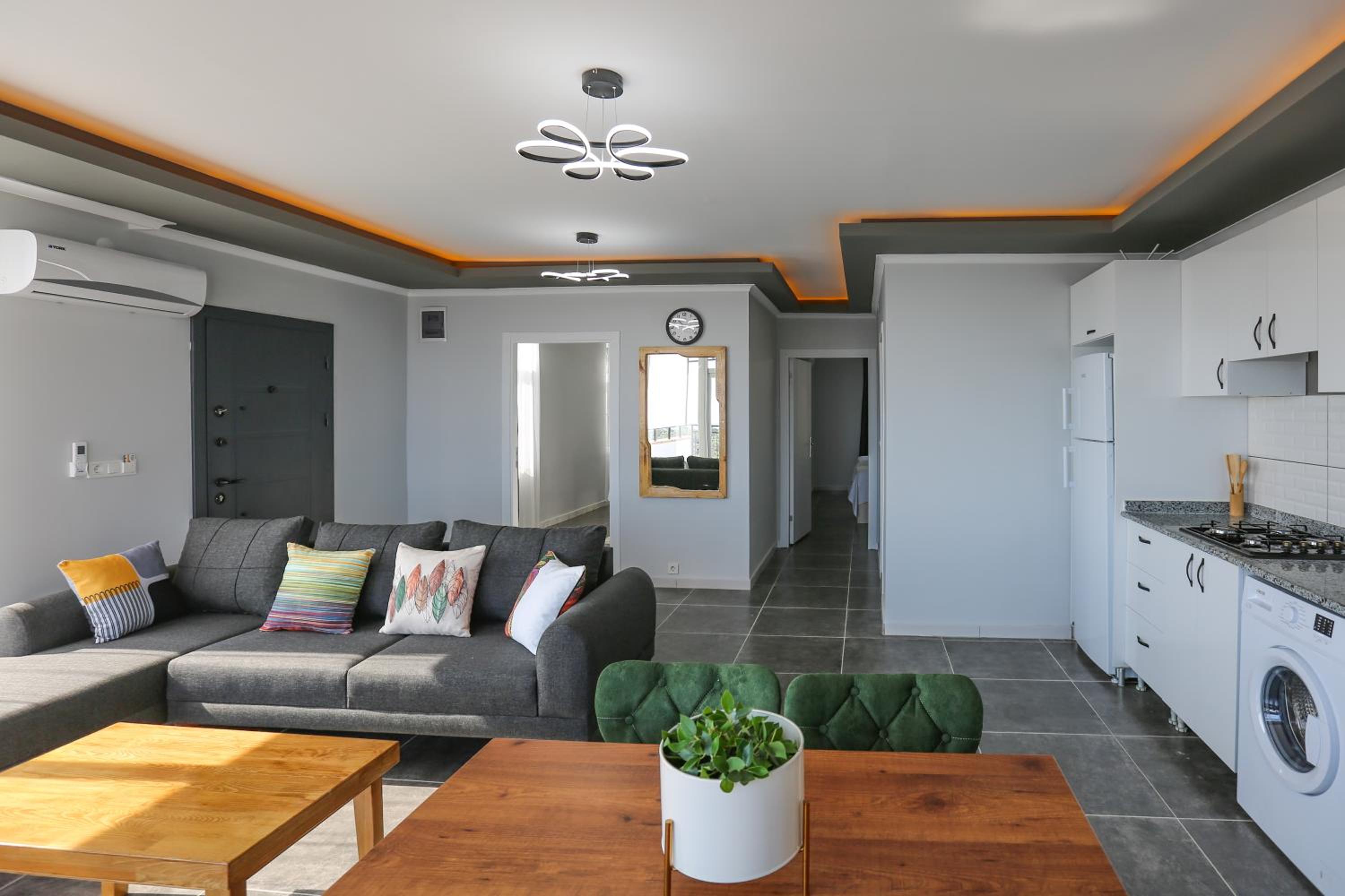 Apartment with Balcony photo 1