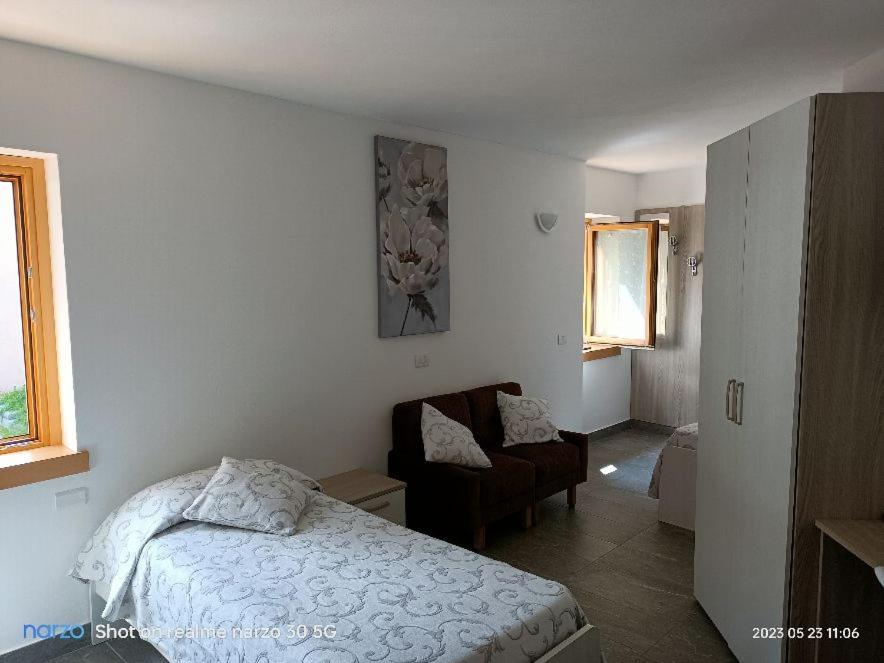 Double or Twin Room photo 3