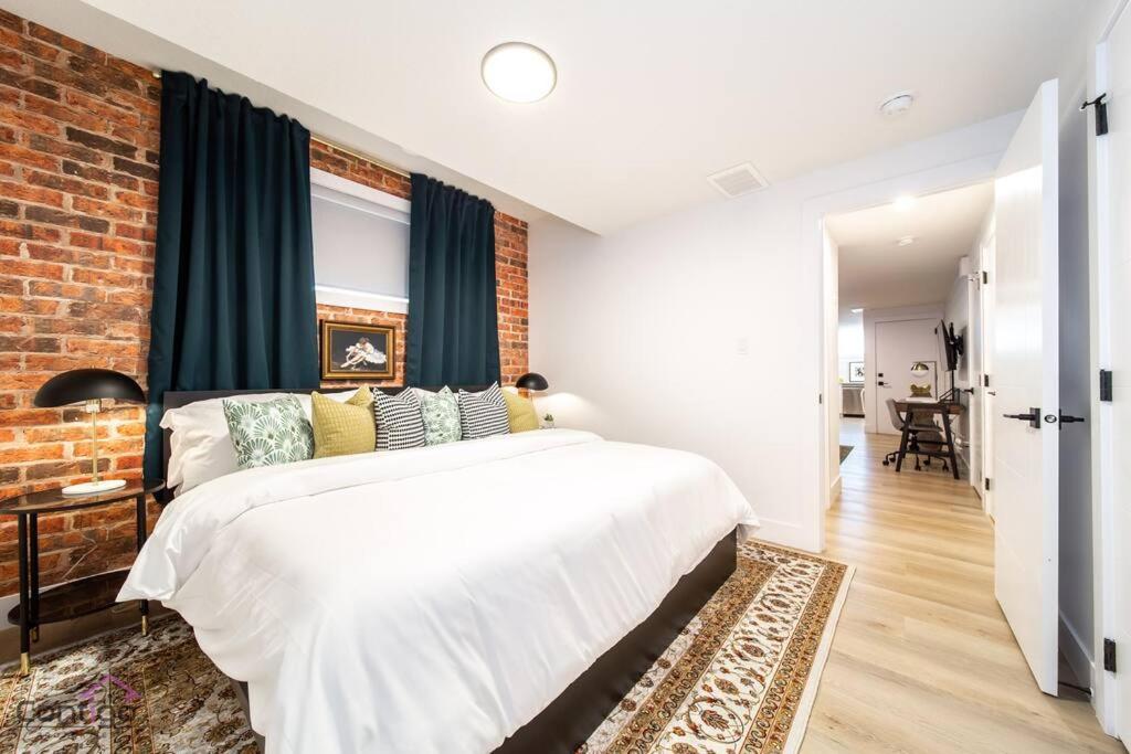 One-Bedroom Suite photo 1