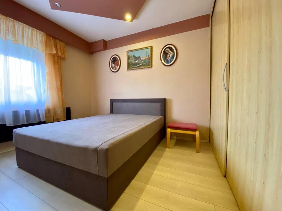 Four-Bedroom House photo 1