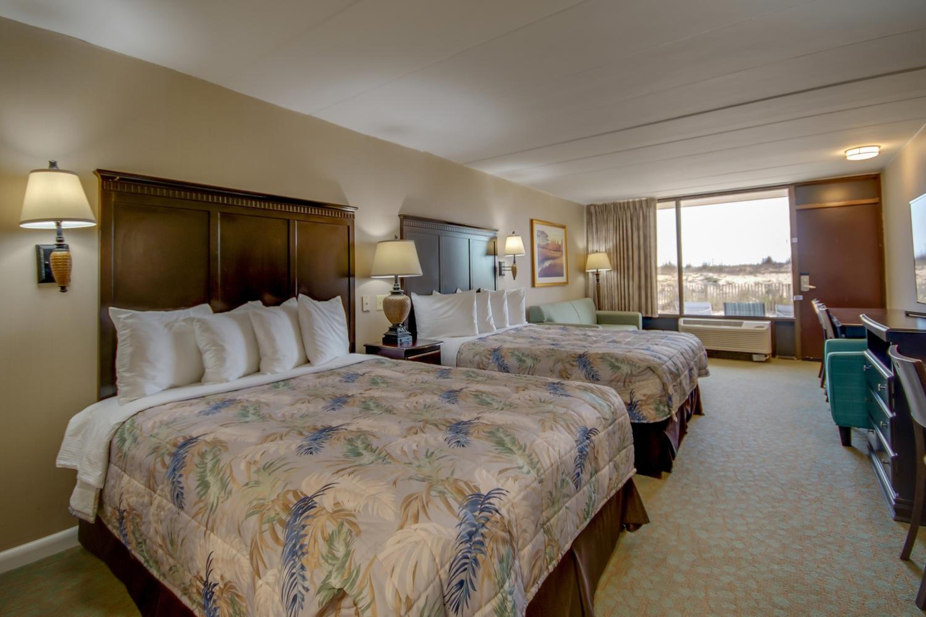 Queen Room with Two Queen Beds and Patio