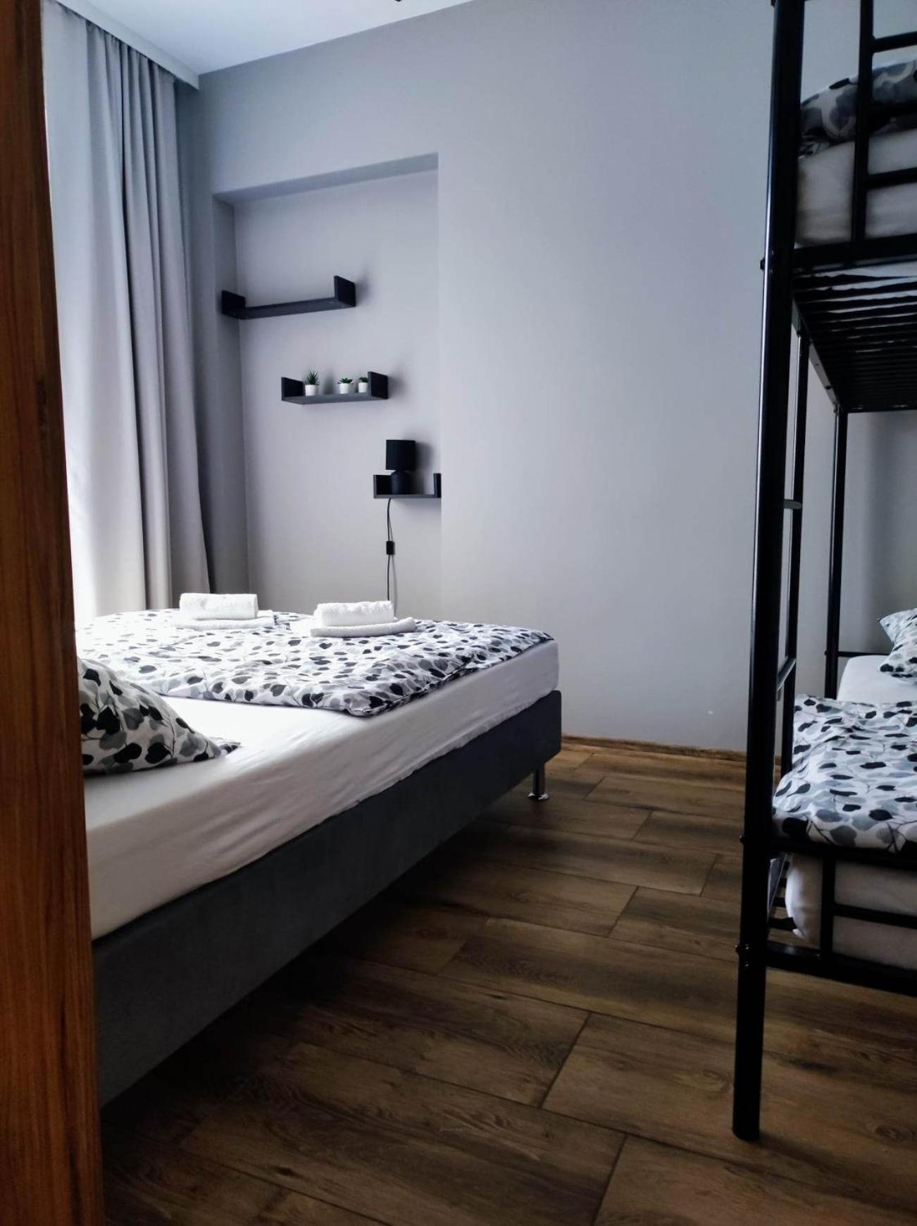 One-Bedroom Apartment - Photo 20