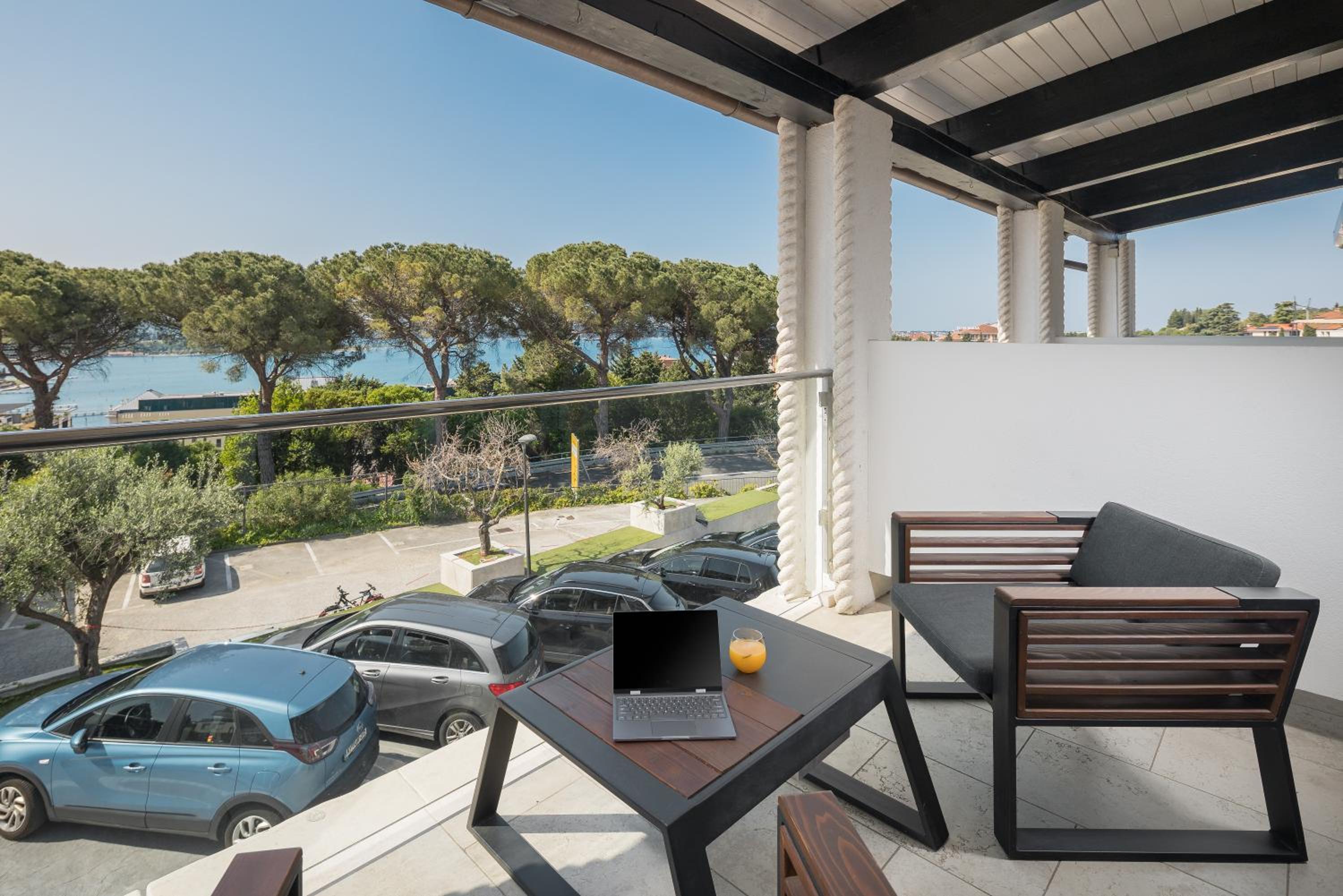 Superior Double Room with Balcony and Sea View photo 3