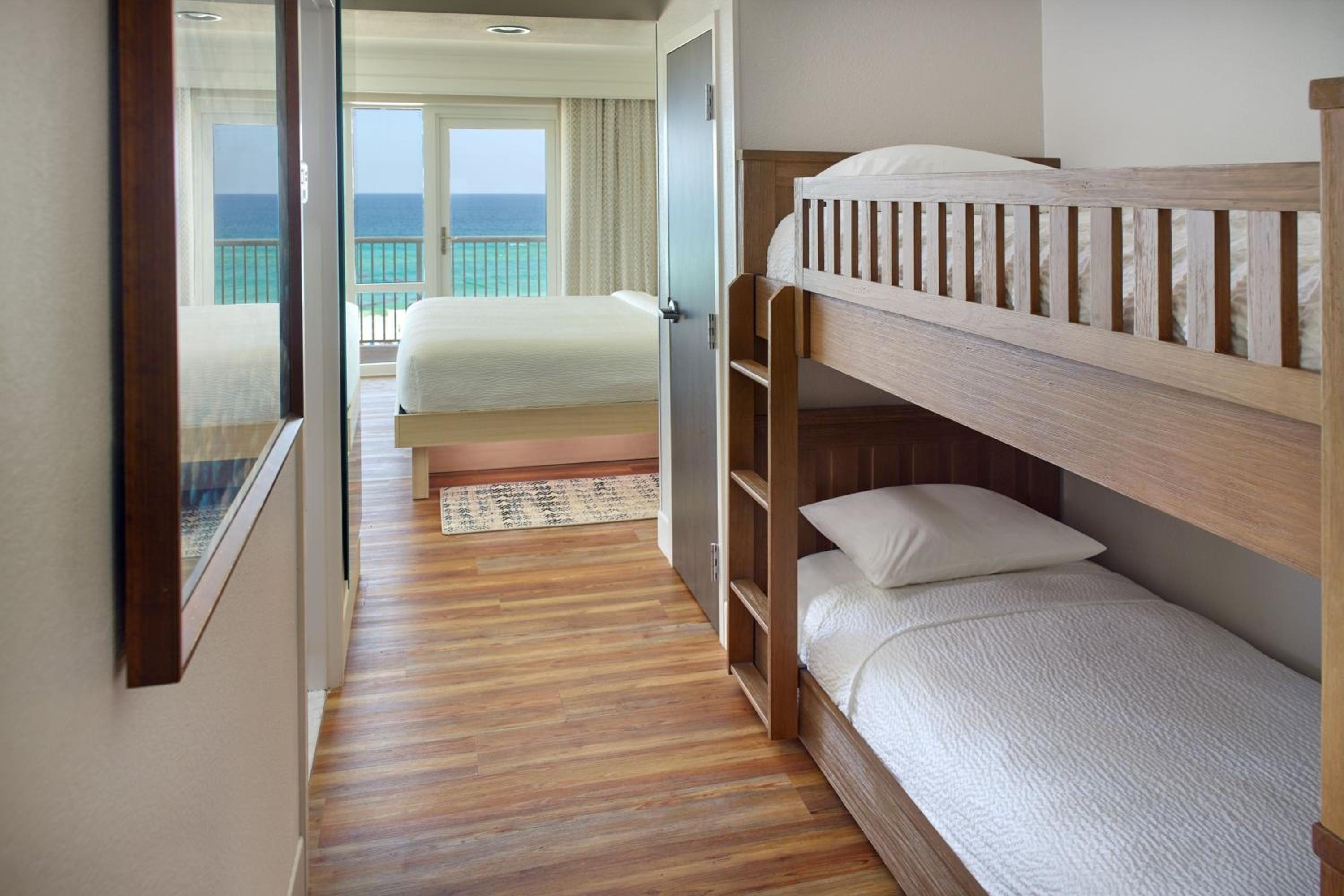 One-Bedroom Executive Suite with Balcony - Gulf Front - Photo 2