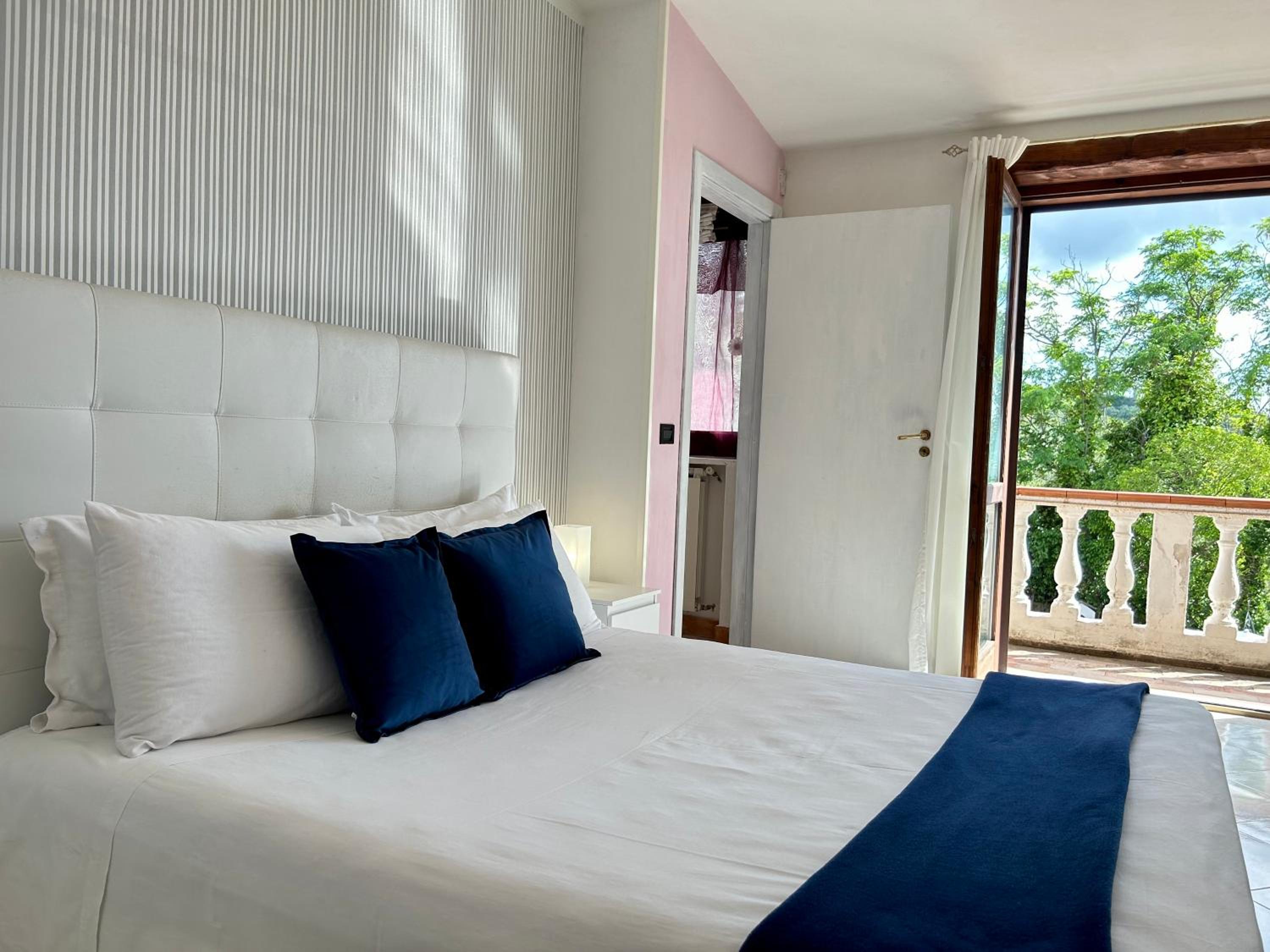 Apartment With Sea View photo 1