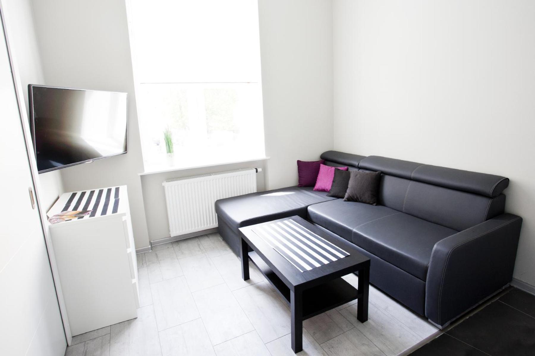 One-Bedroom Apartment (1 - 3 Adults) - Photo 1