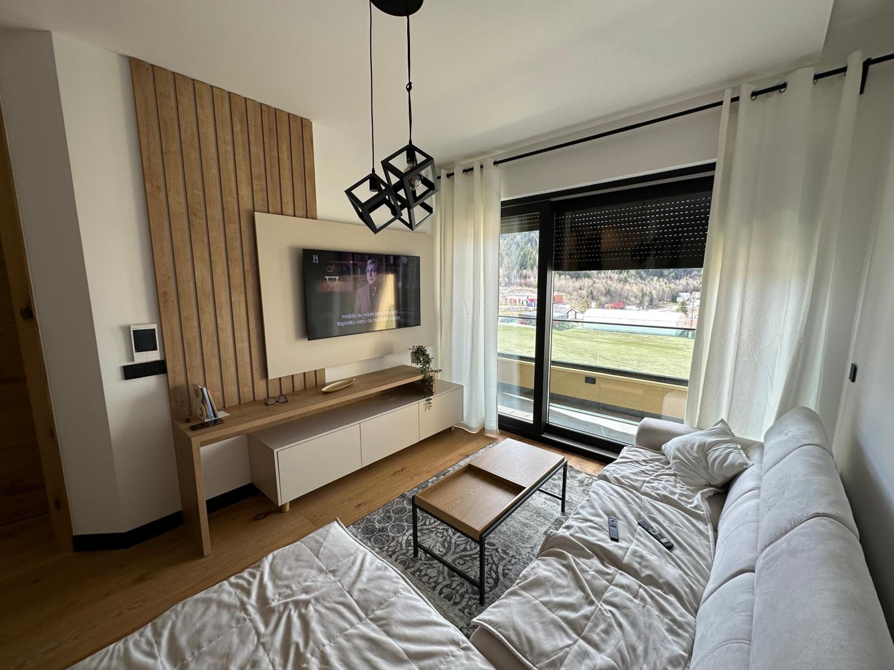 One-Bedroom Apartment photo 2