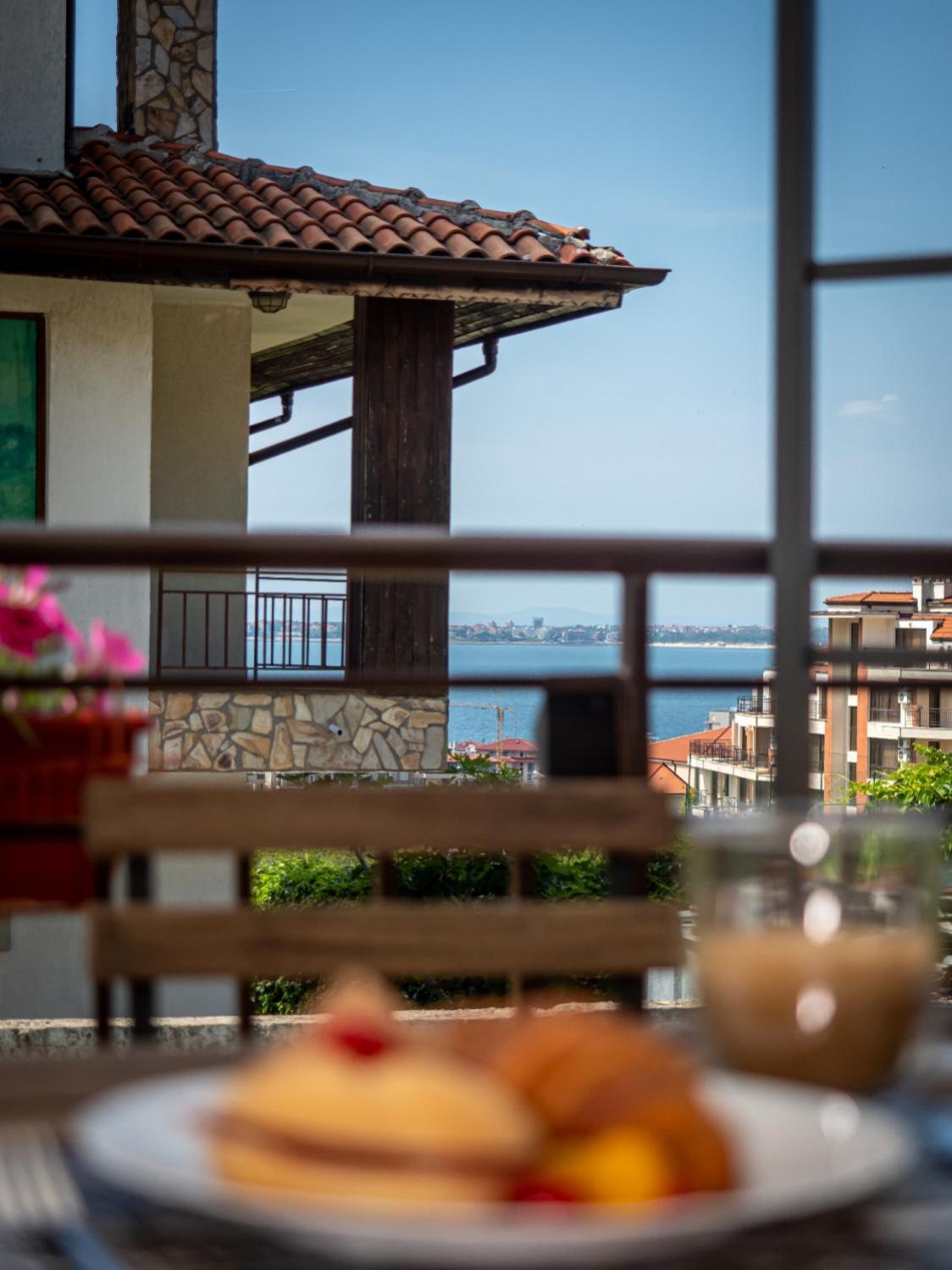 Apartment with Sea View photo 1