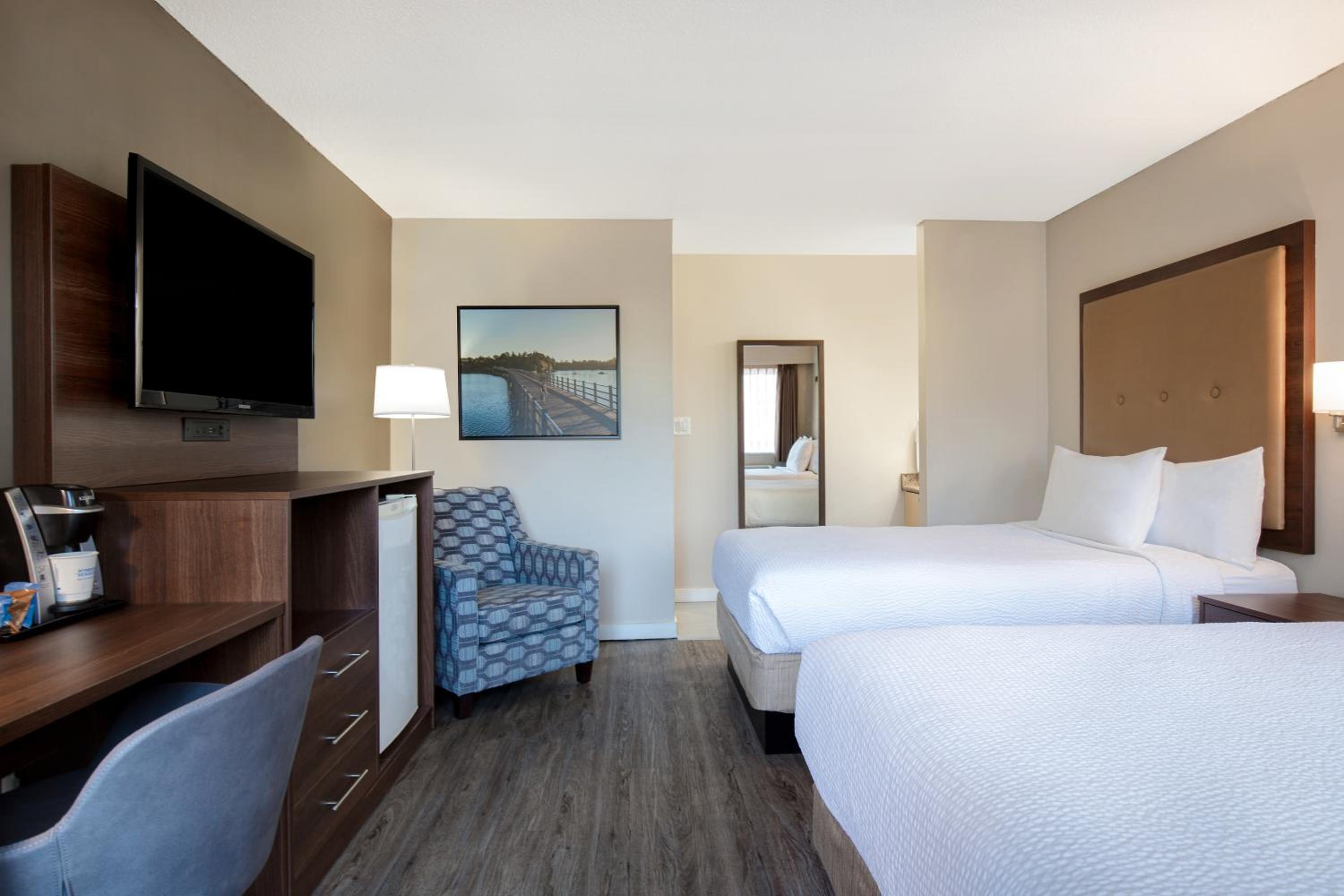 Double Room with Two Double Beds - Non-Smoking - Photo 1