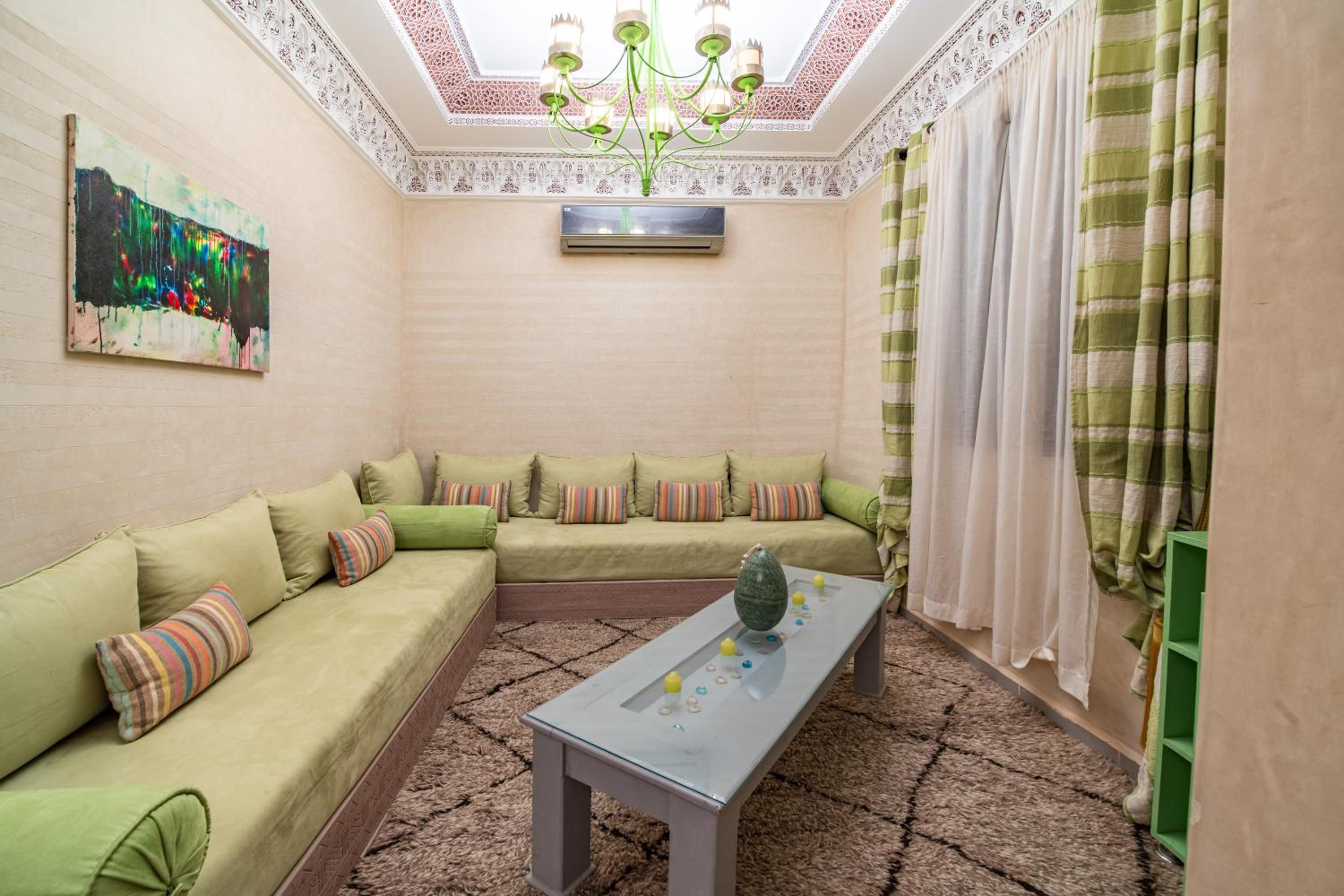 Deluxe Apartment - Photo 9