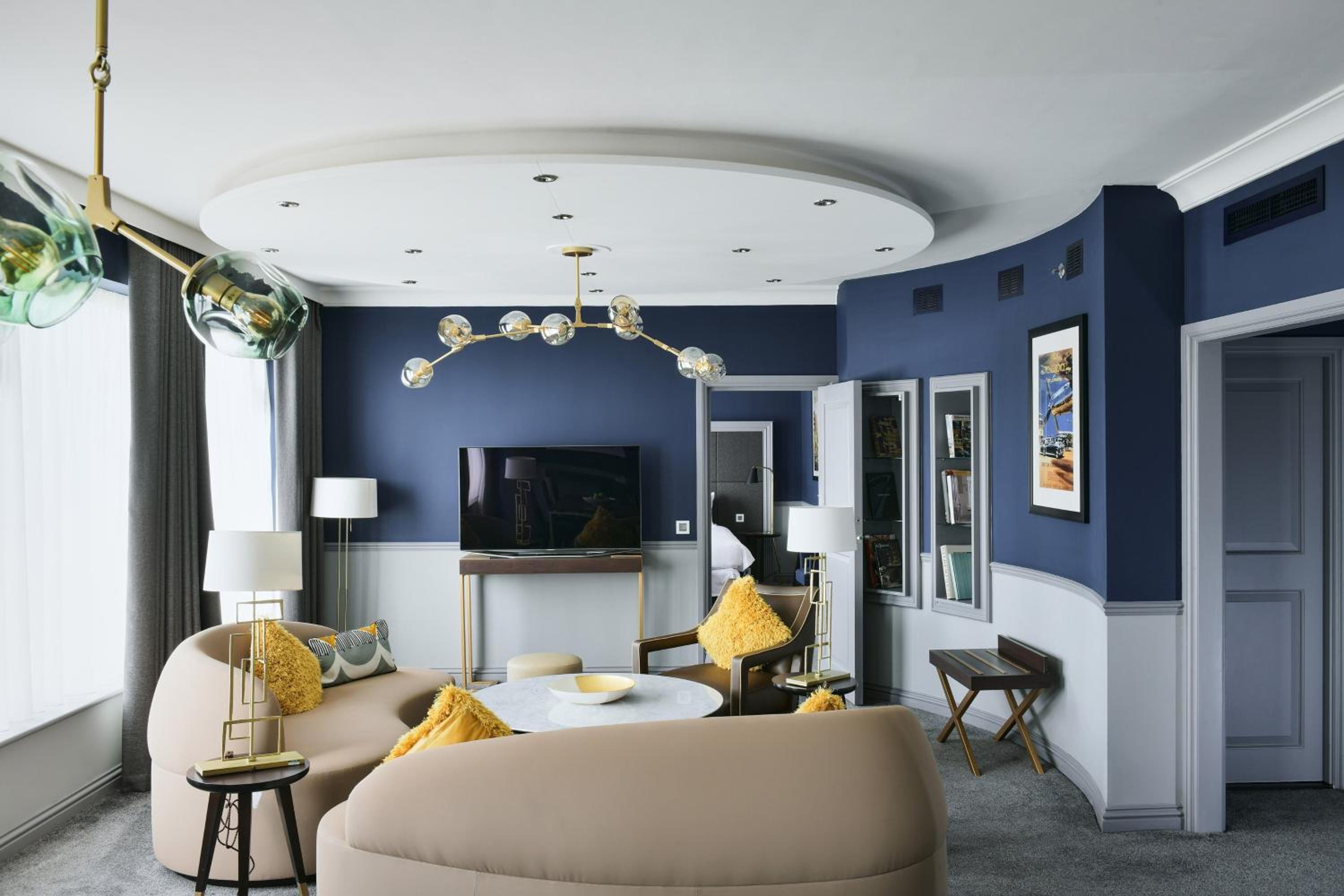 Presidential Suite, Presidential Suite, 1 King