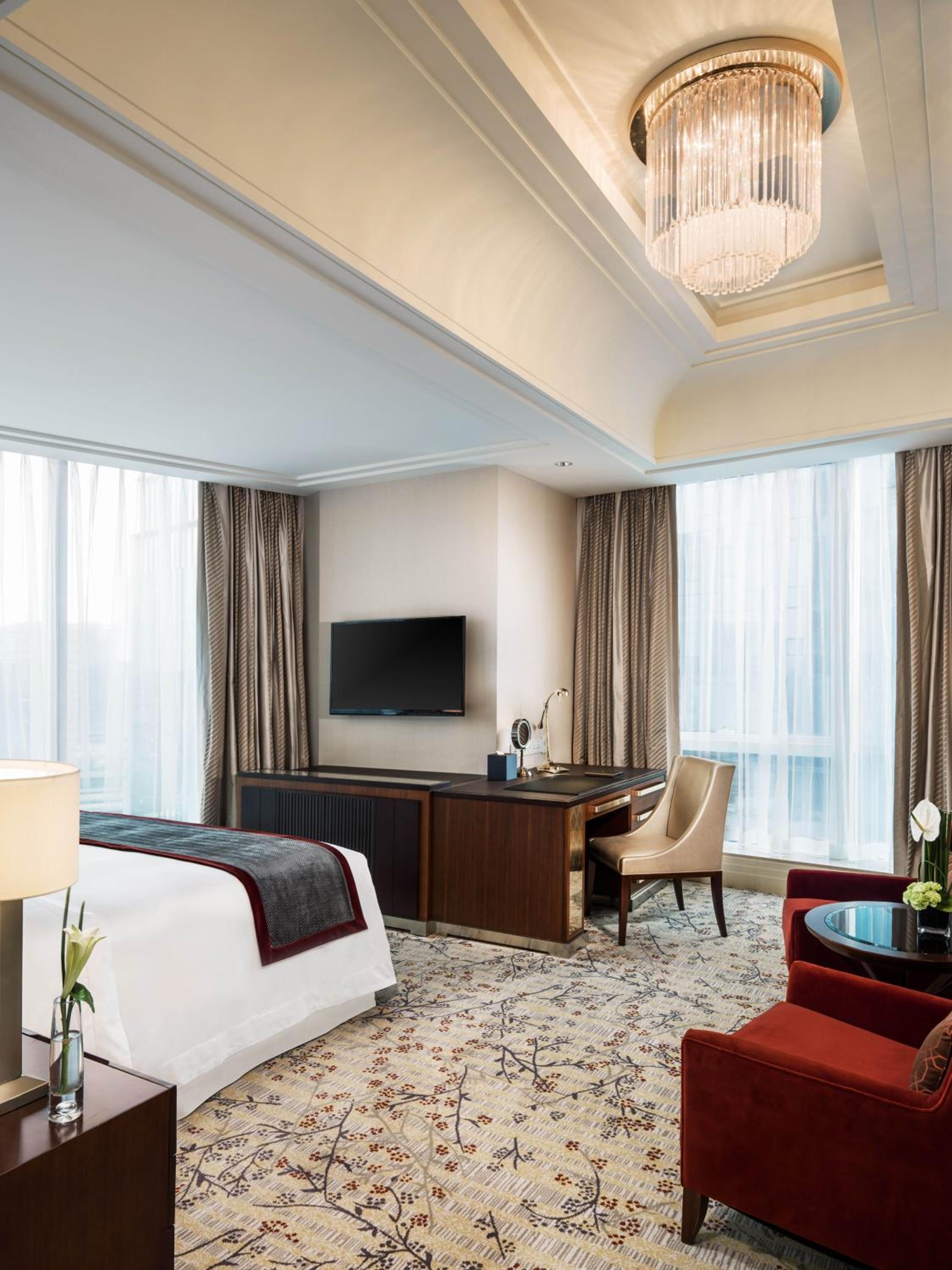 Manhattan Suite - One-Bedroom King Suite