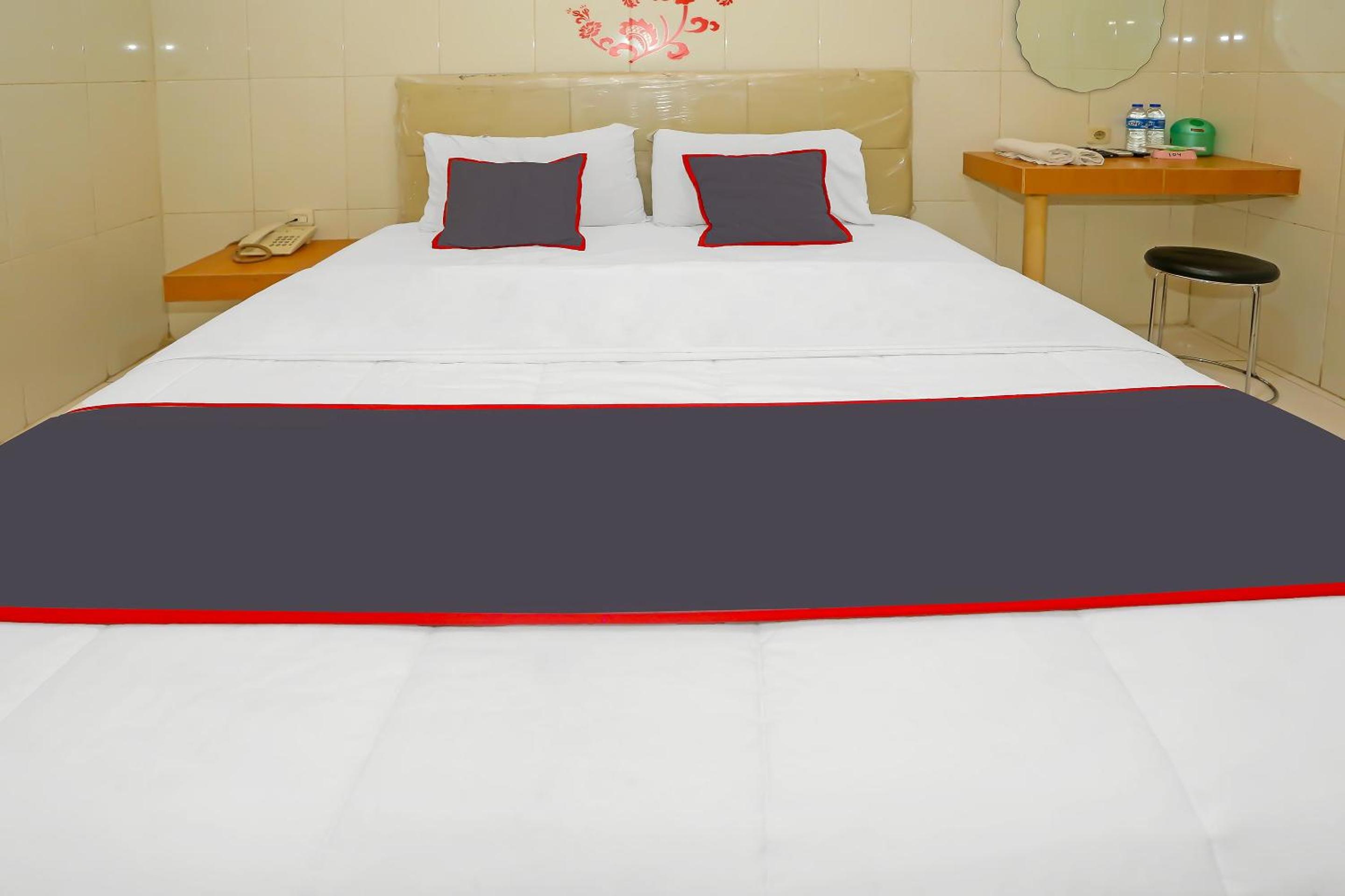 Deluxe Double Room photo 2