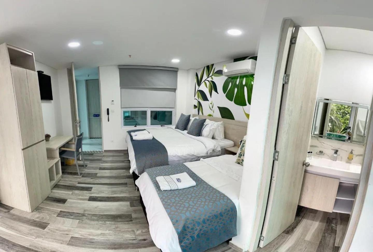 Large Double or Twin Room photo 1