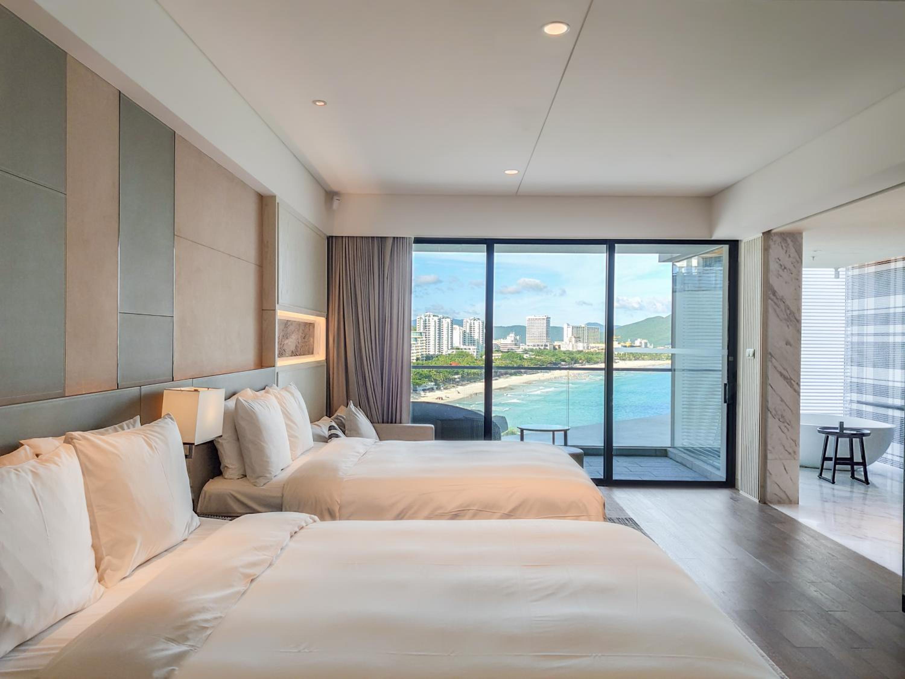 Elegant Ocean View Room , 2 double