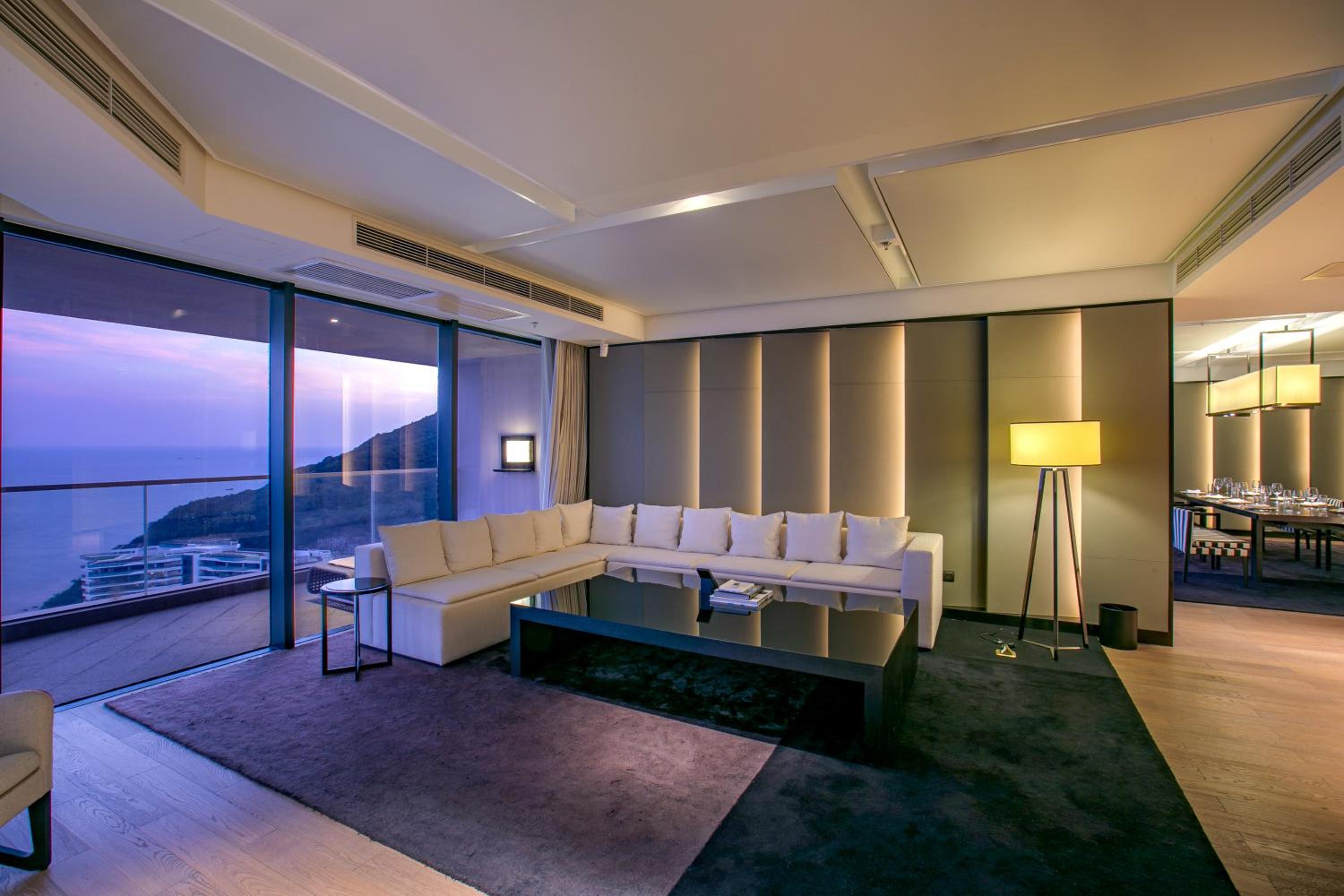Catwalk Suite