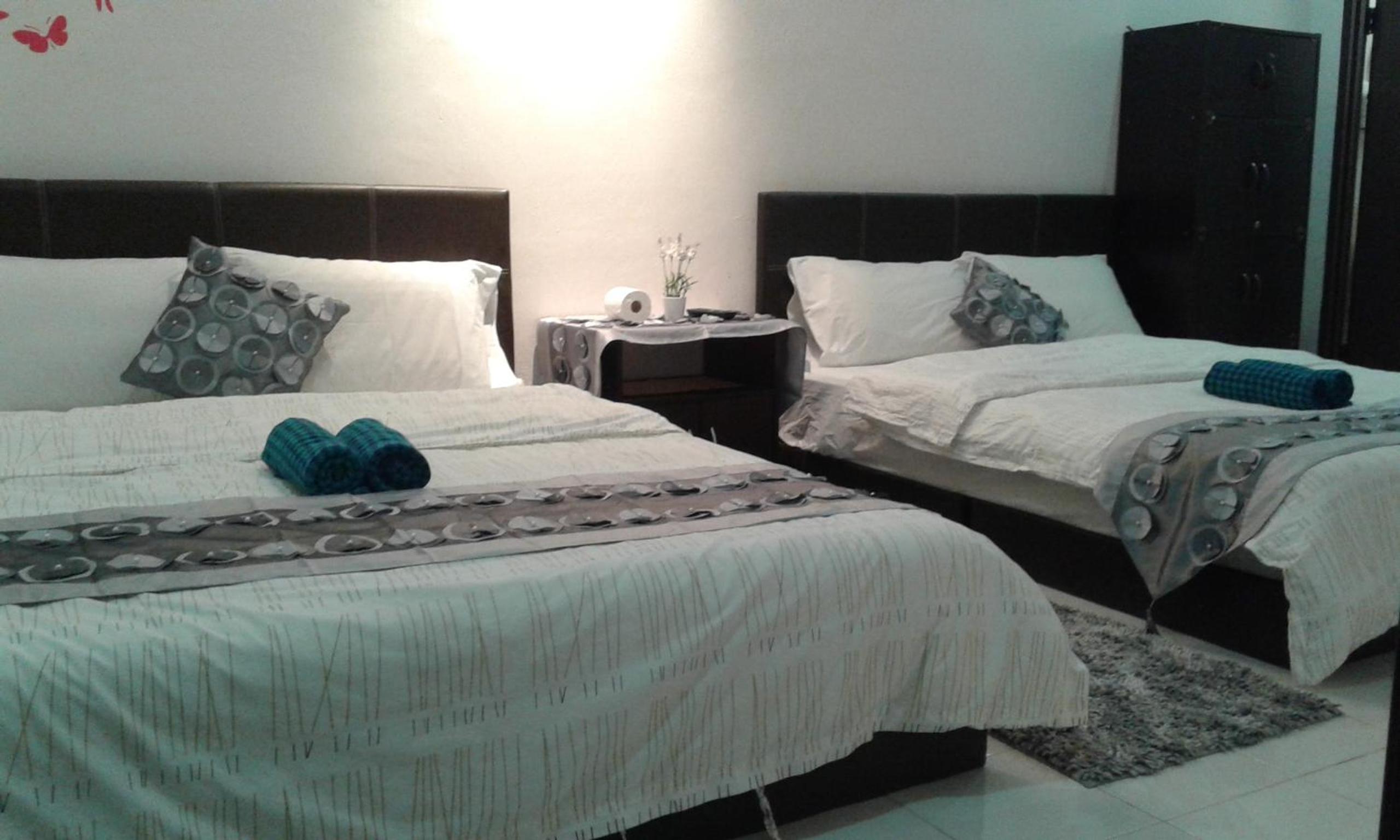 Deluxe Family Room - Photo 7